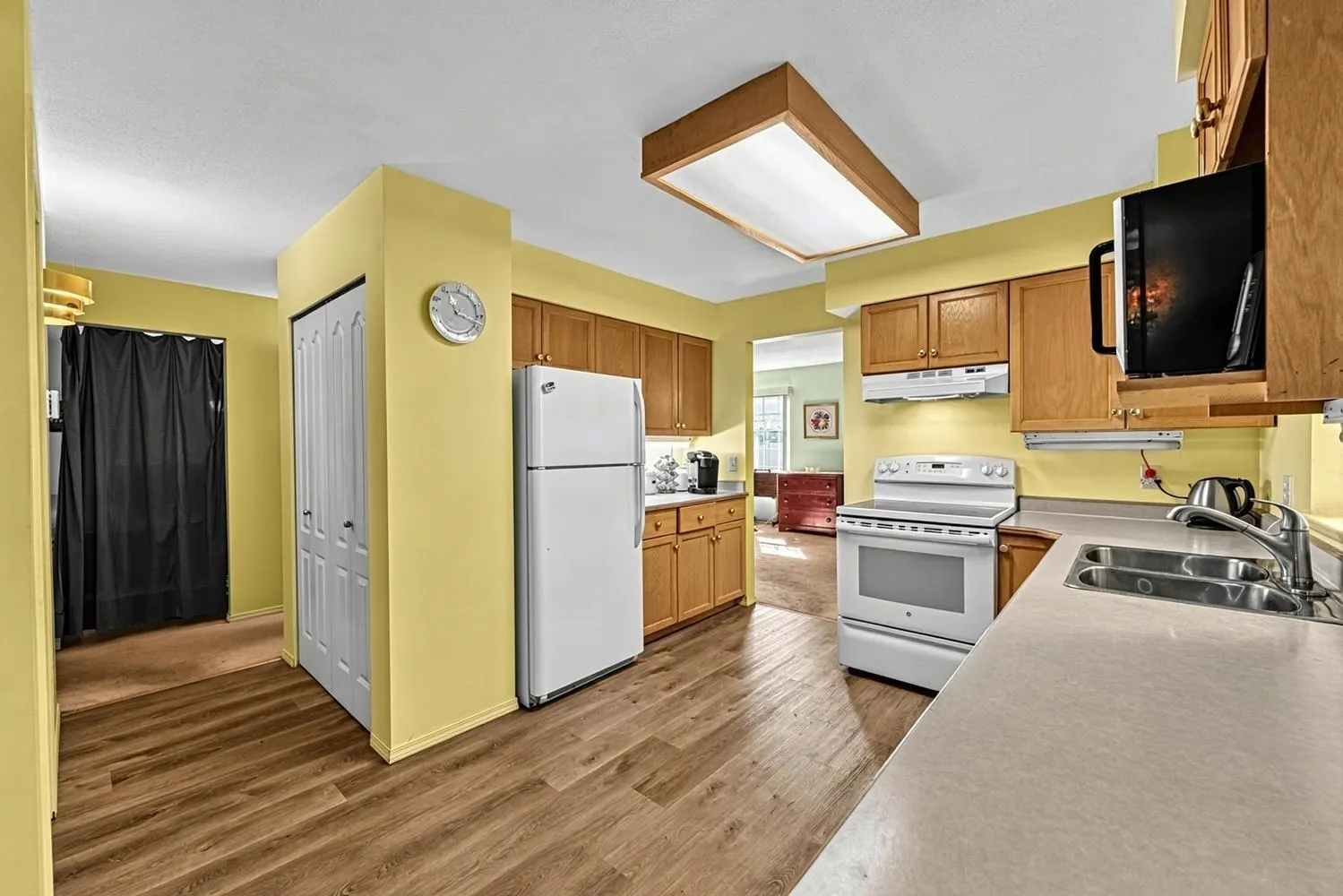 14861 98 Avenue #132