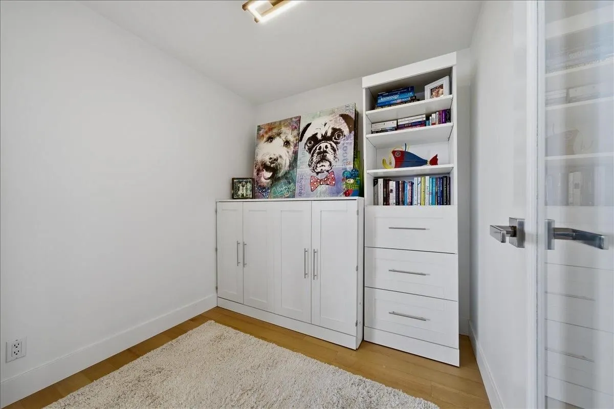 455 Beach Crescent #803