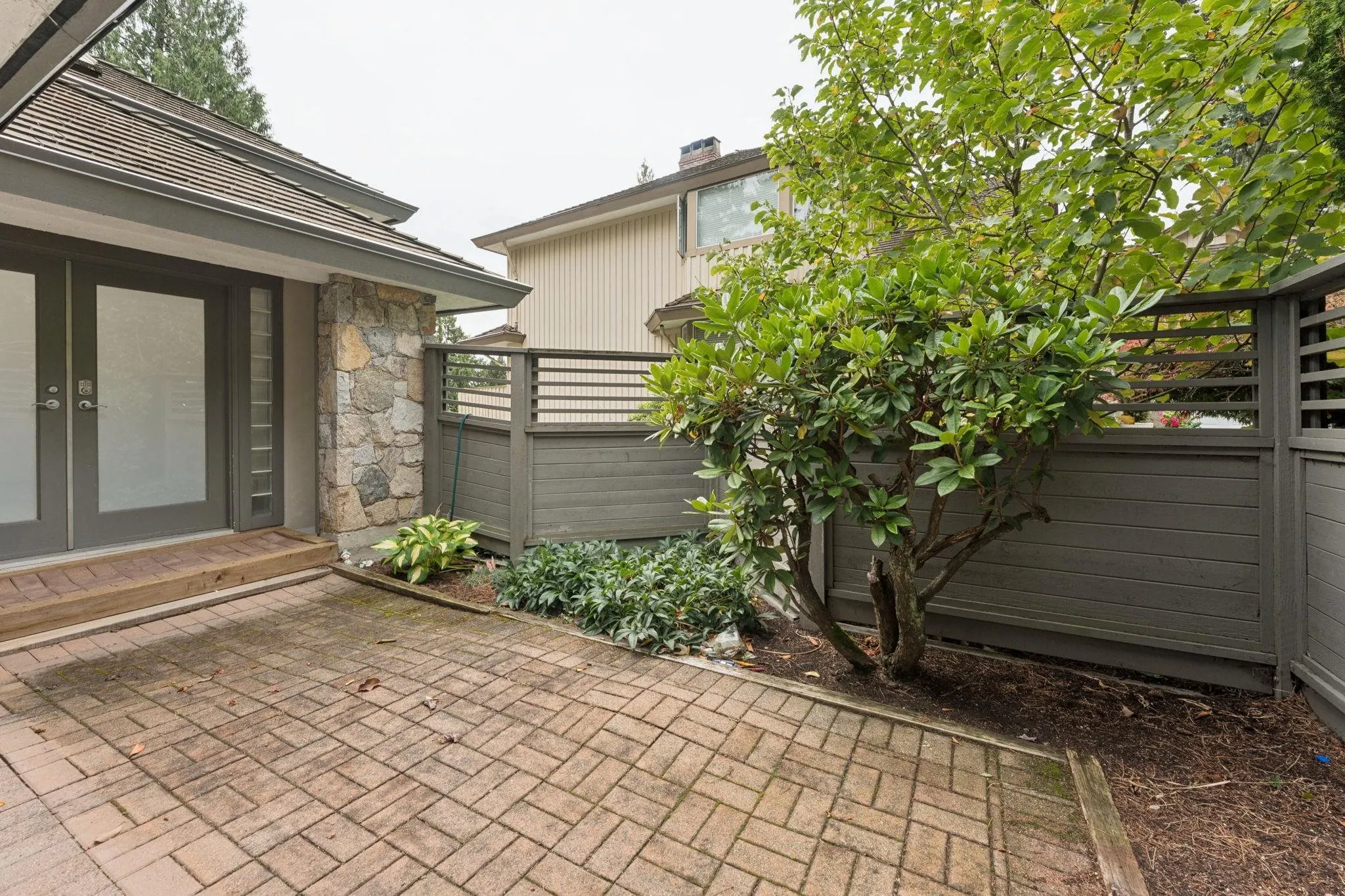 4812 Headland Close
