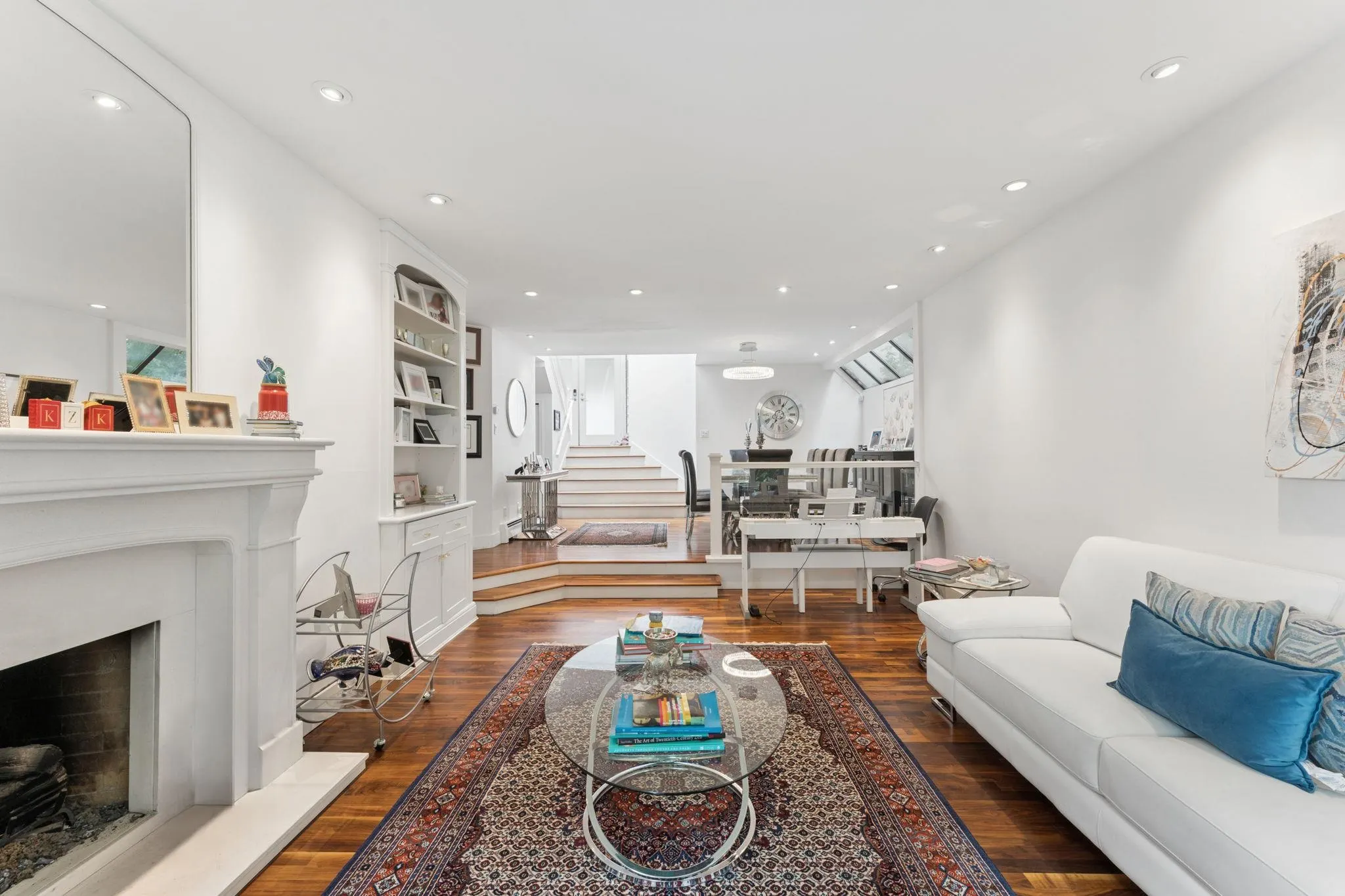 4812 Headland Close
