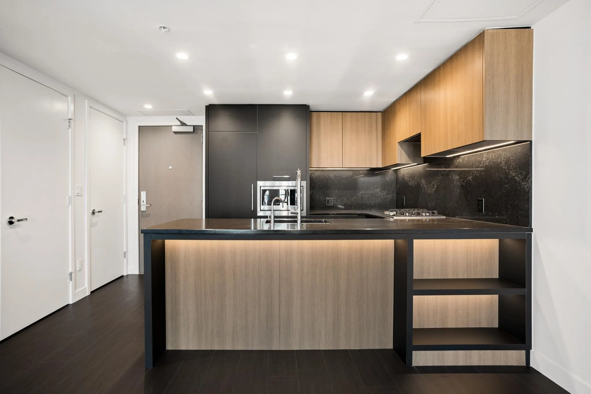 6608 Sussex Avenue #2105