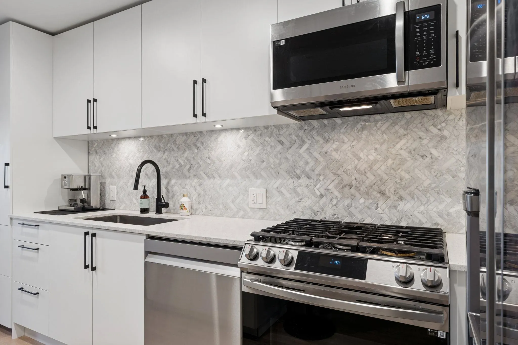 545 E 2nd Street #142
