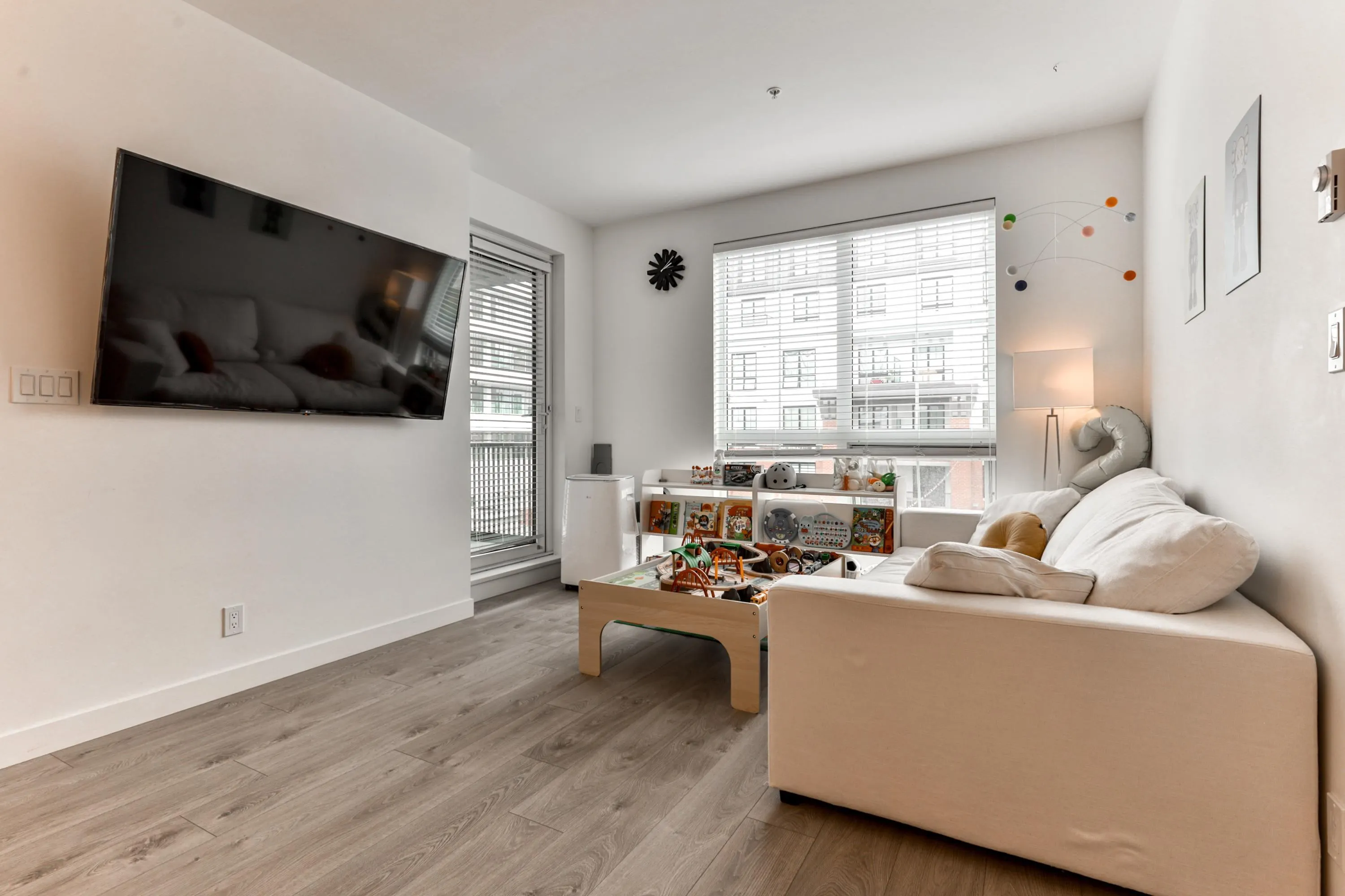 20019 83a Avenue #305