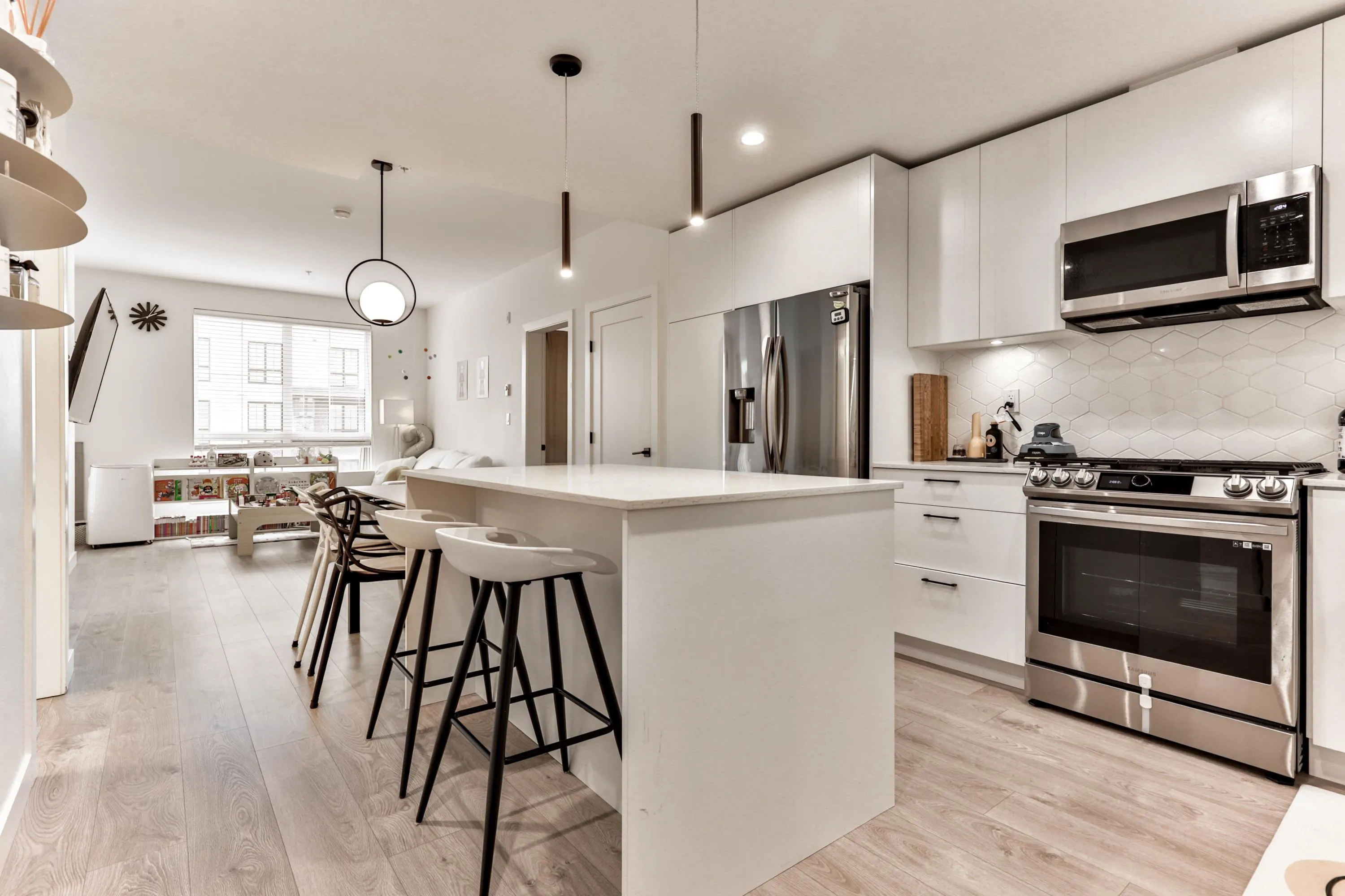 20019 83a Avenue #305