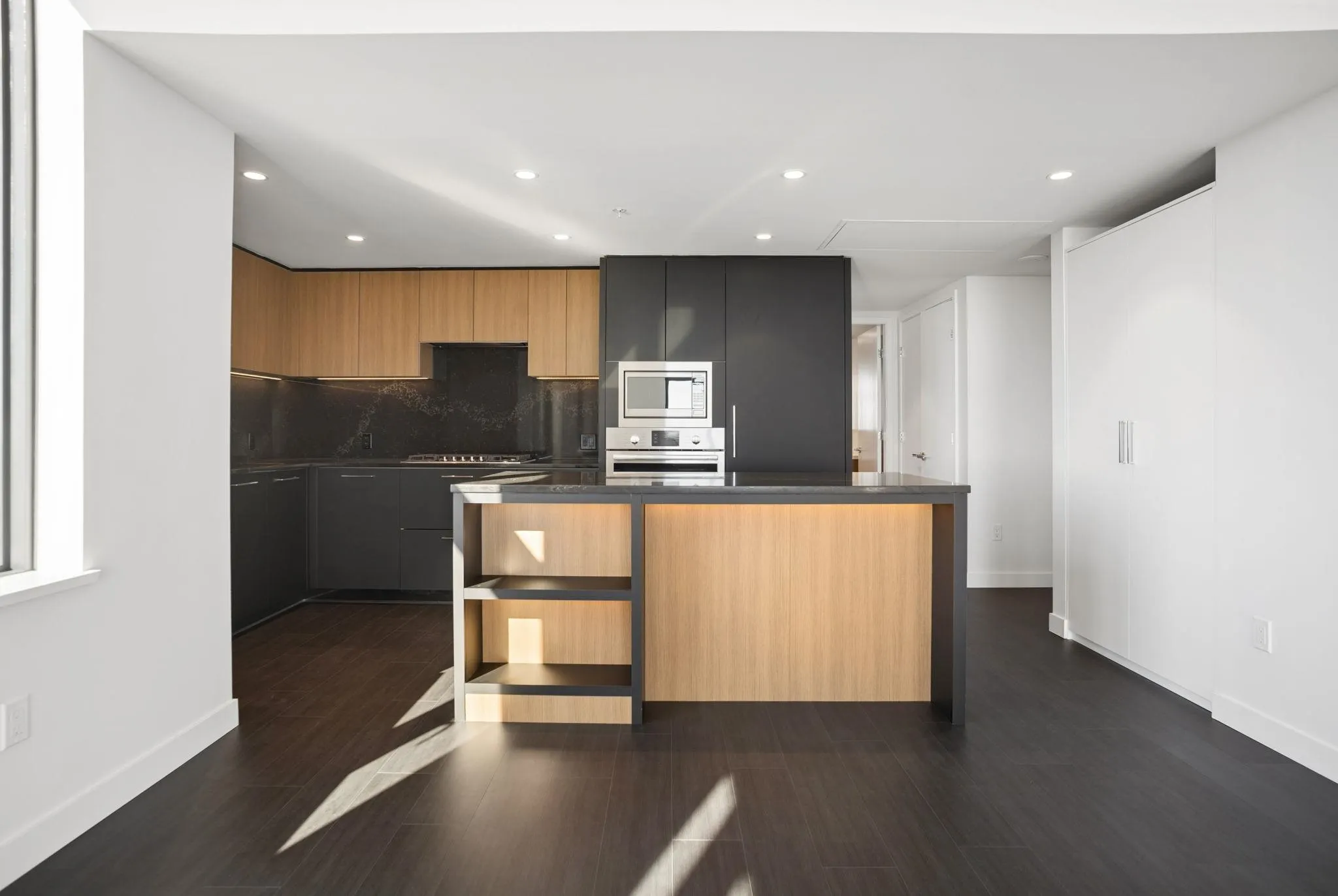 6608 Sussex Avenue #3001