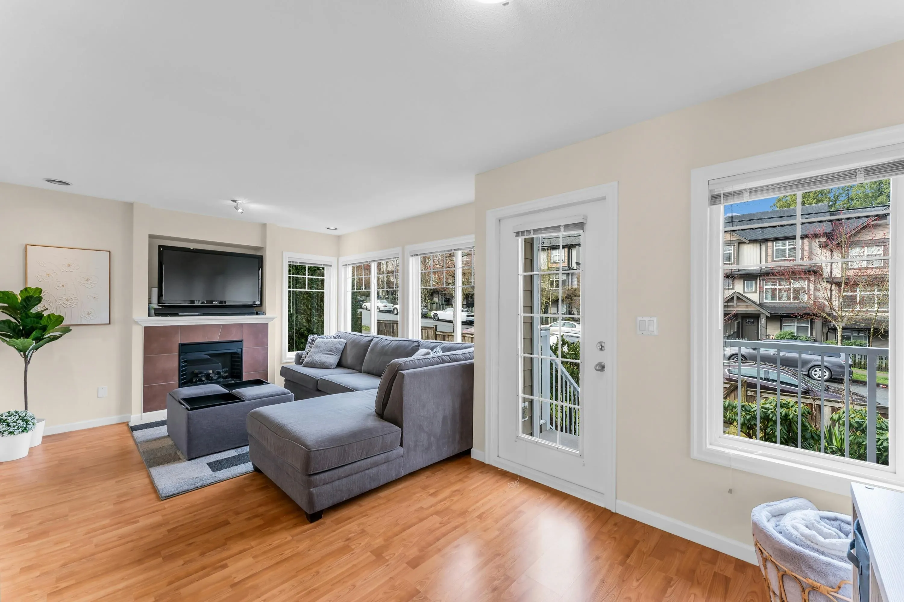 6110 138 Street #6