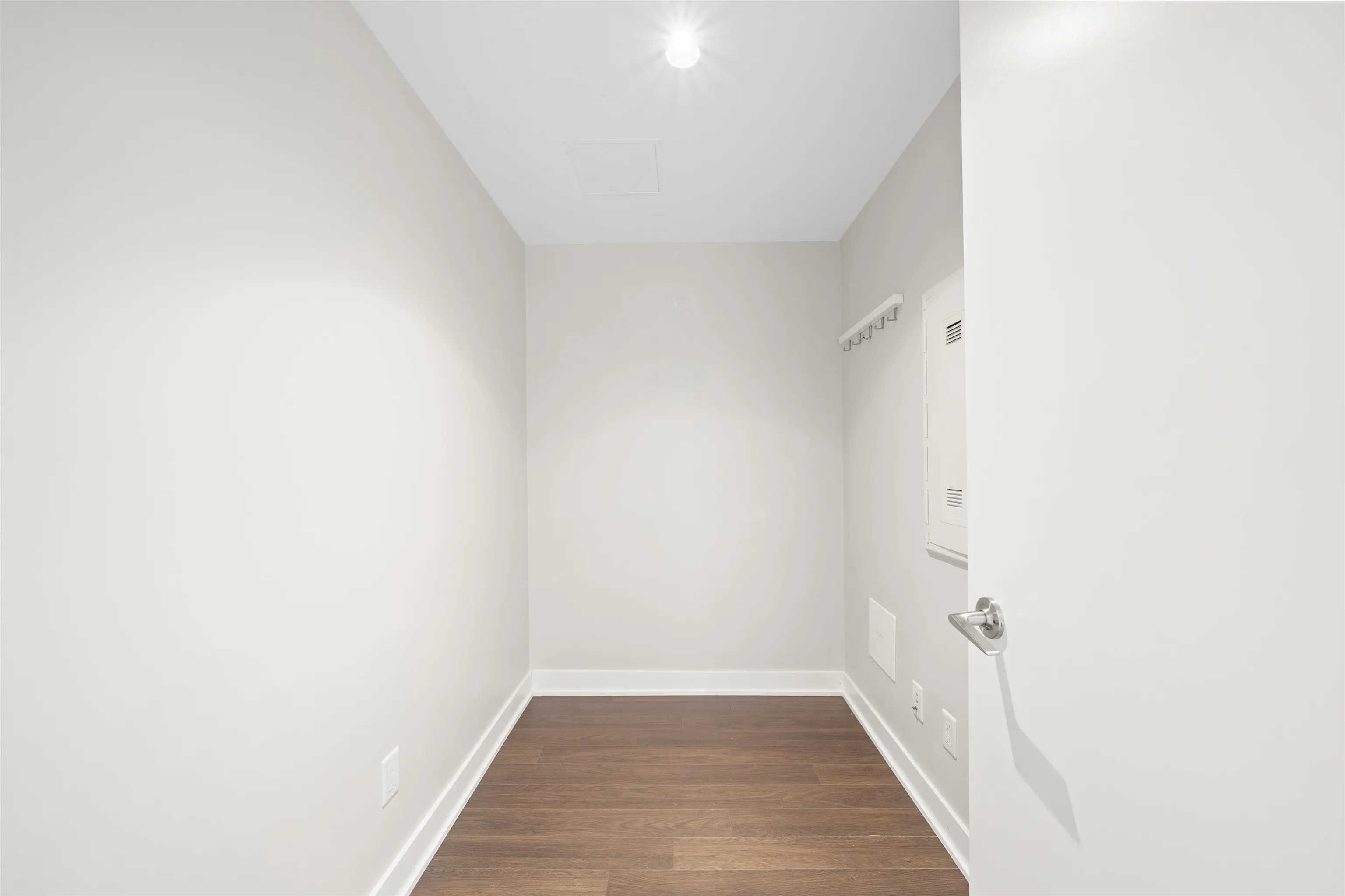 1777 W 7th Avenue #342
