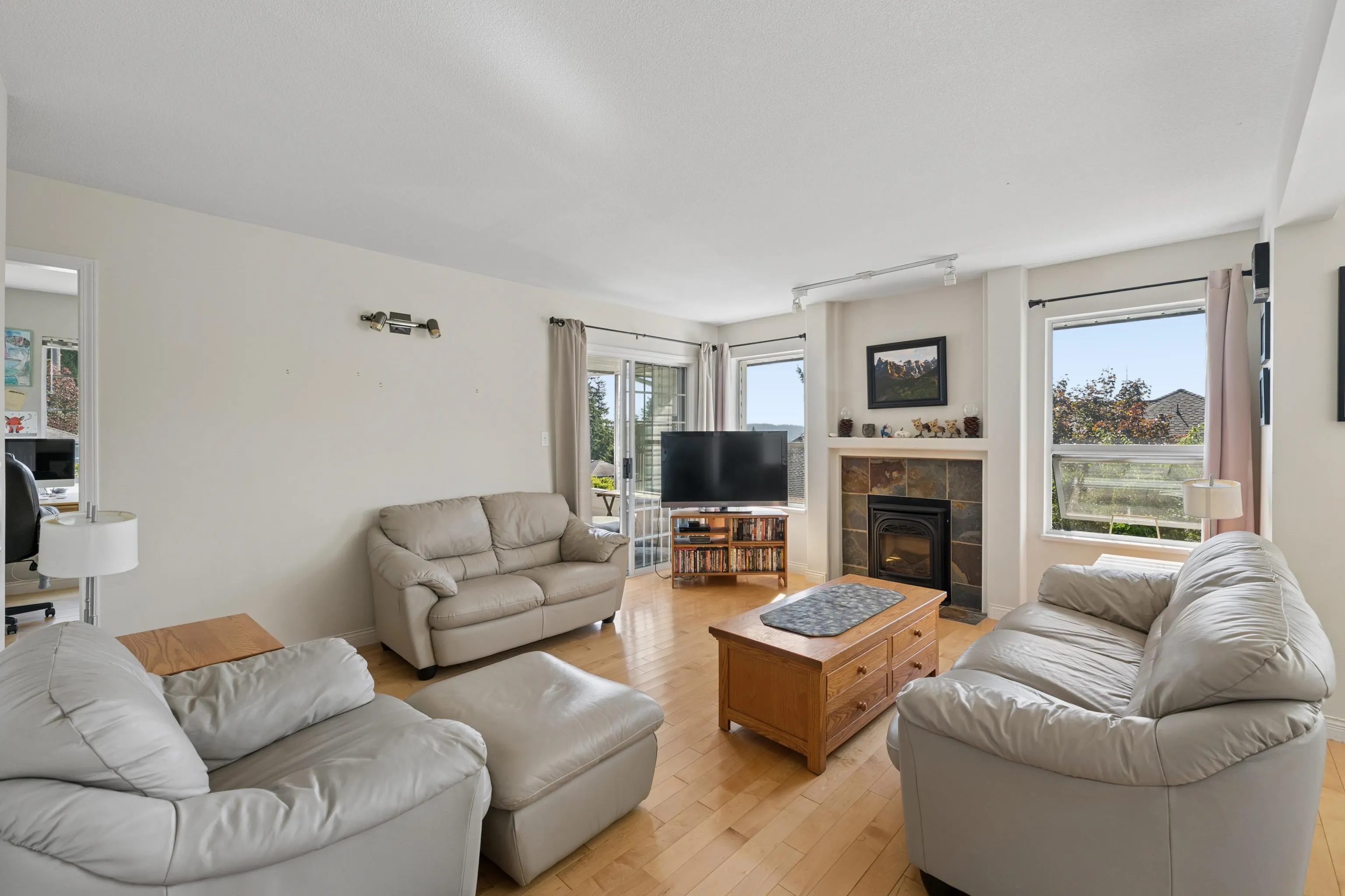 13 Timbercrest Drive