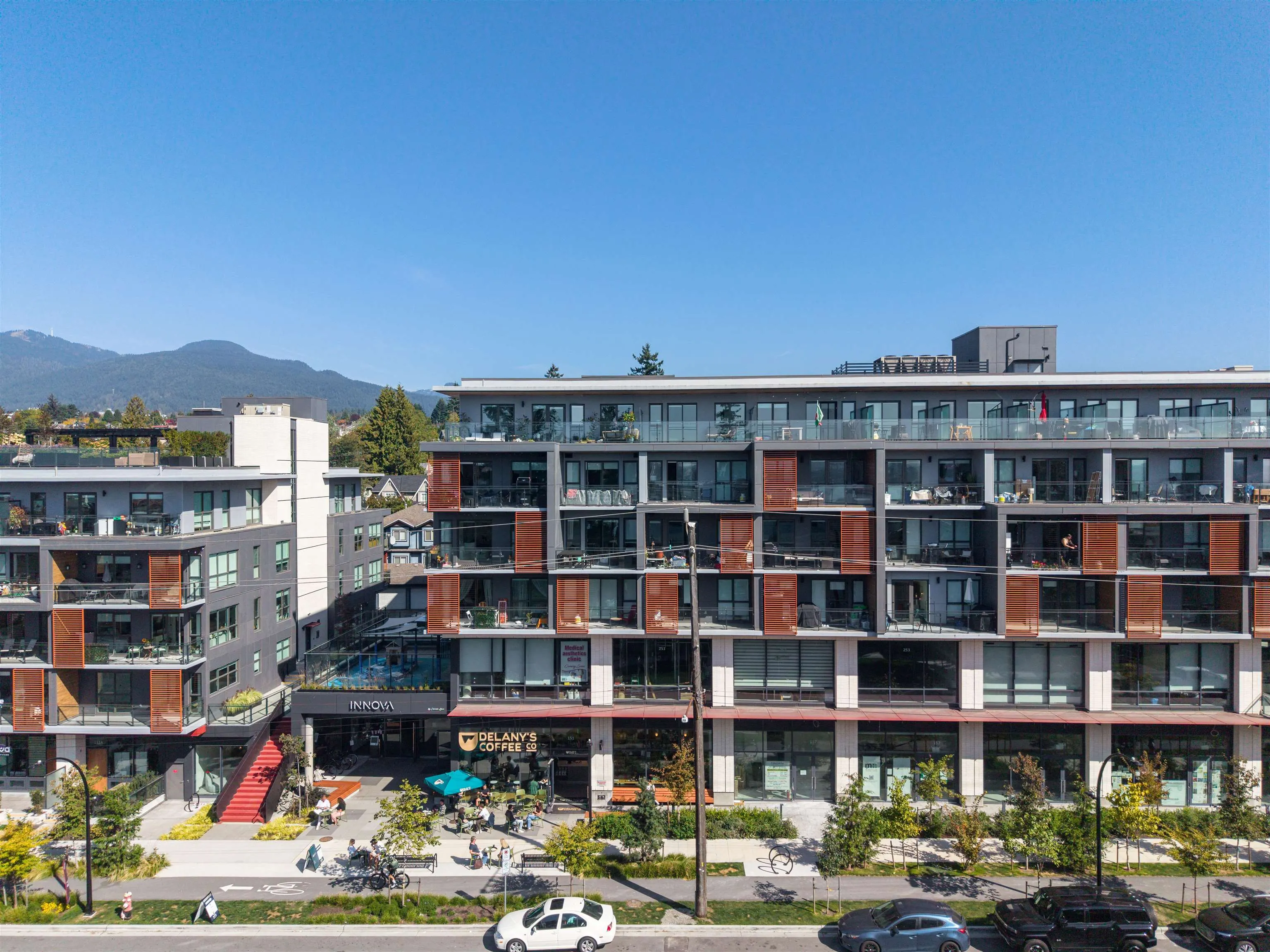 422 E 3rd Street #309