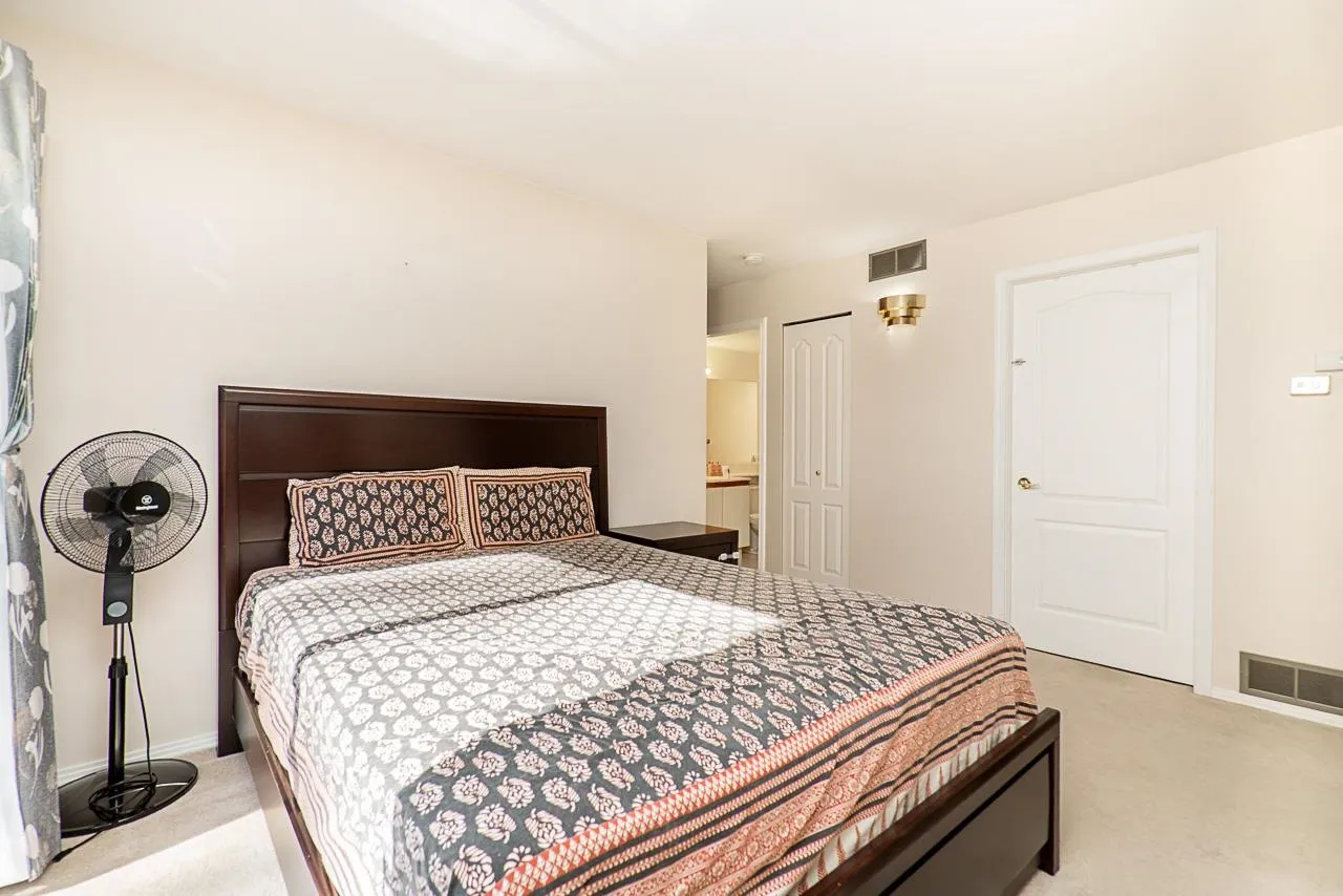 14861 98 Avenue #128