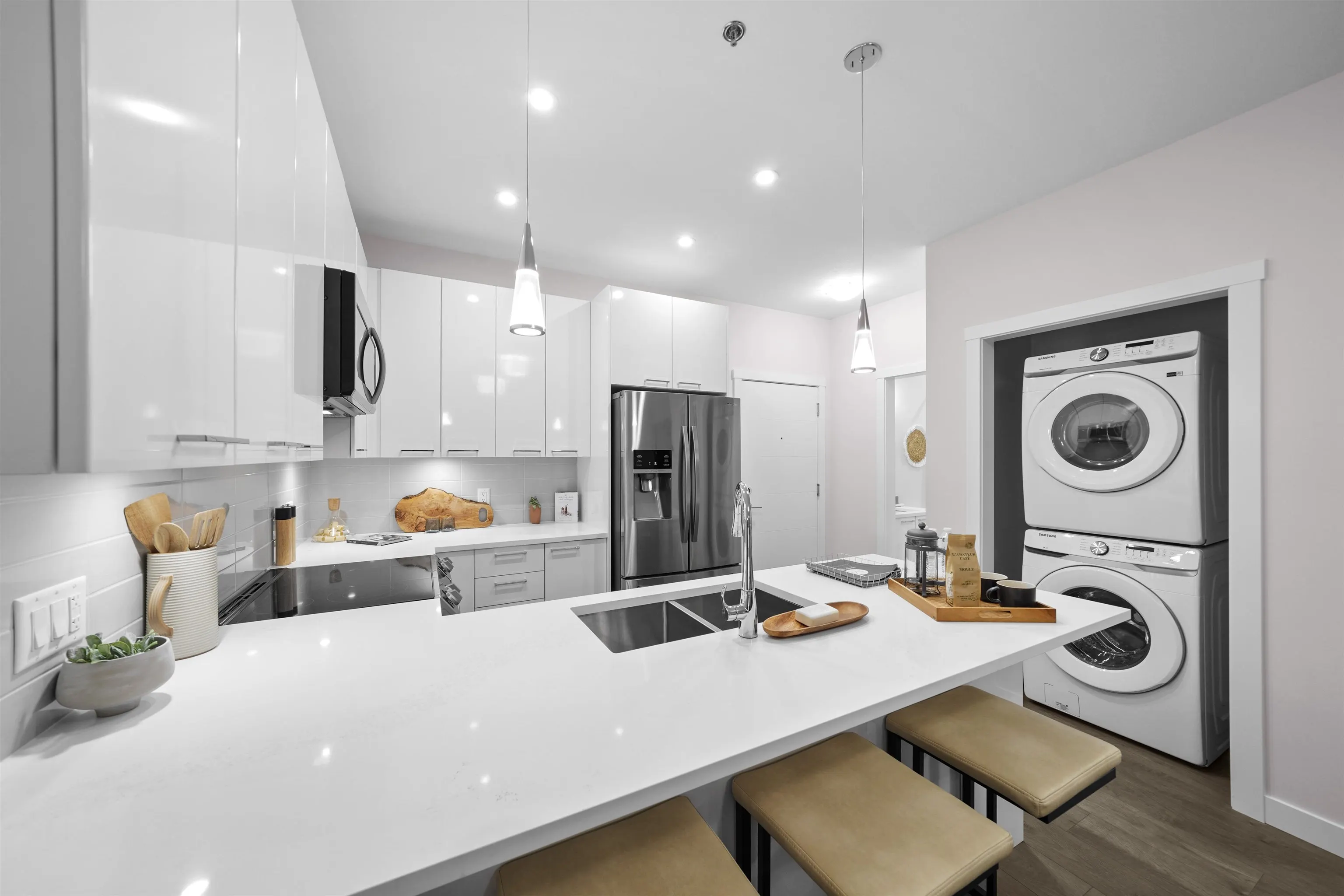 7375 Horne Street #215
