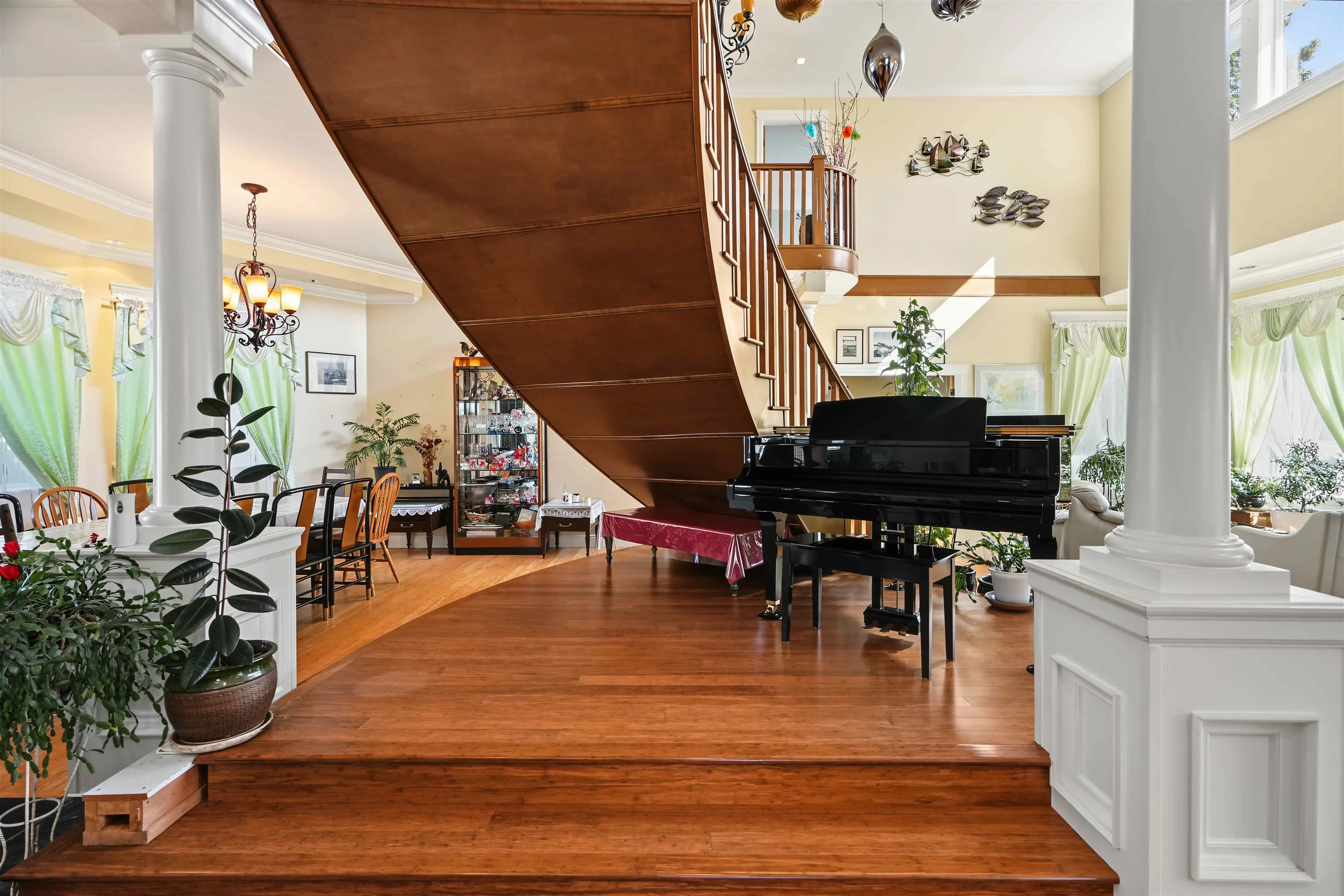 9168 Delview Lane