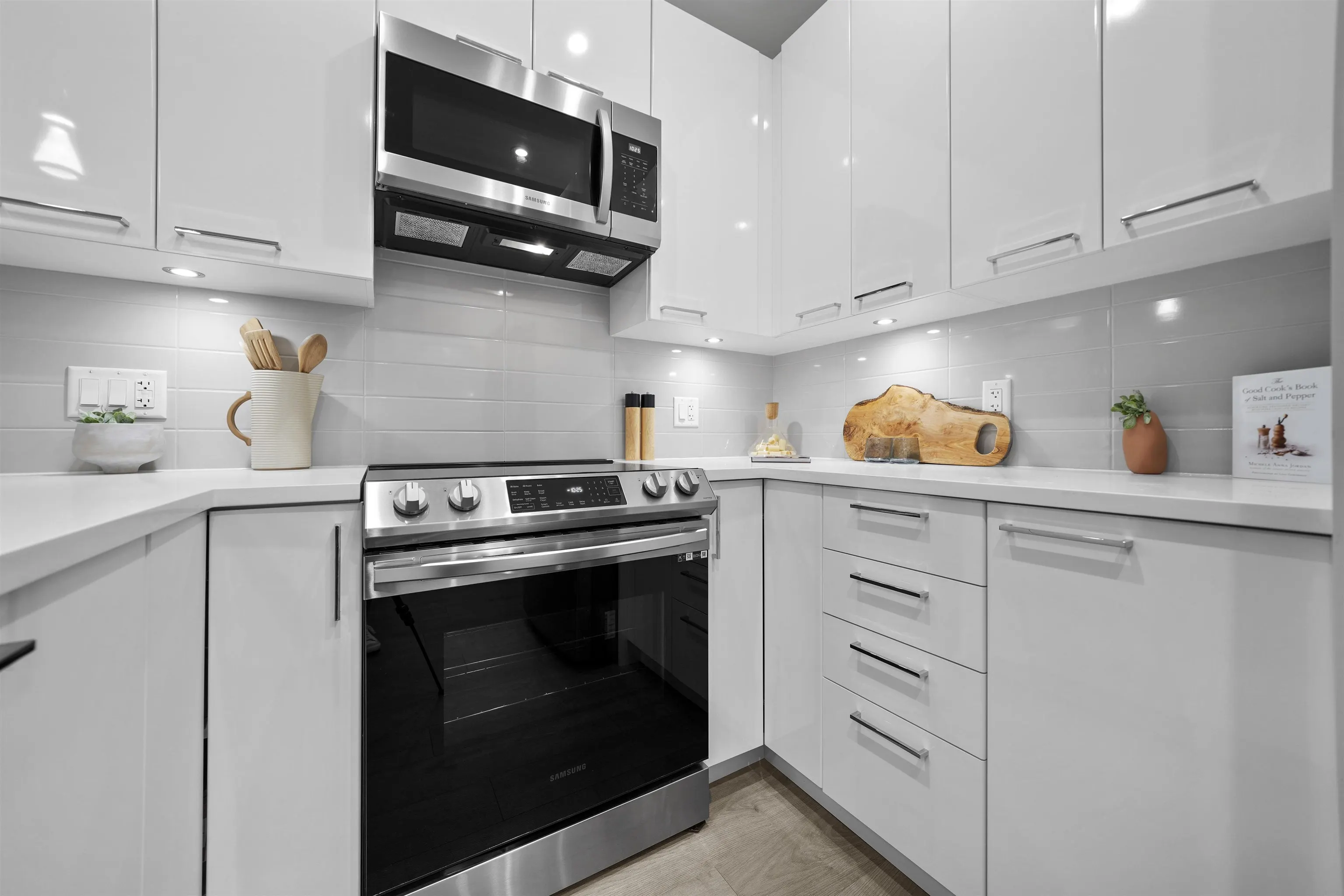 7375 Horne Street #202