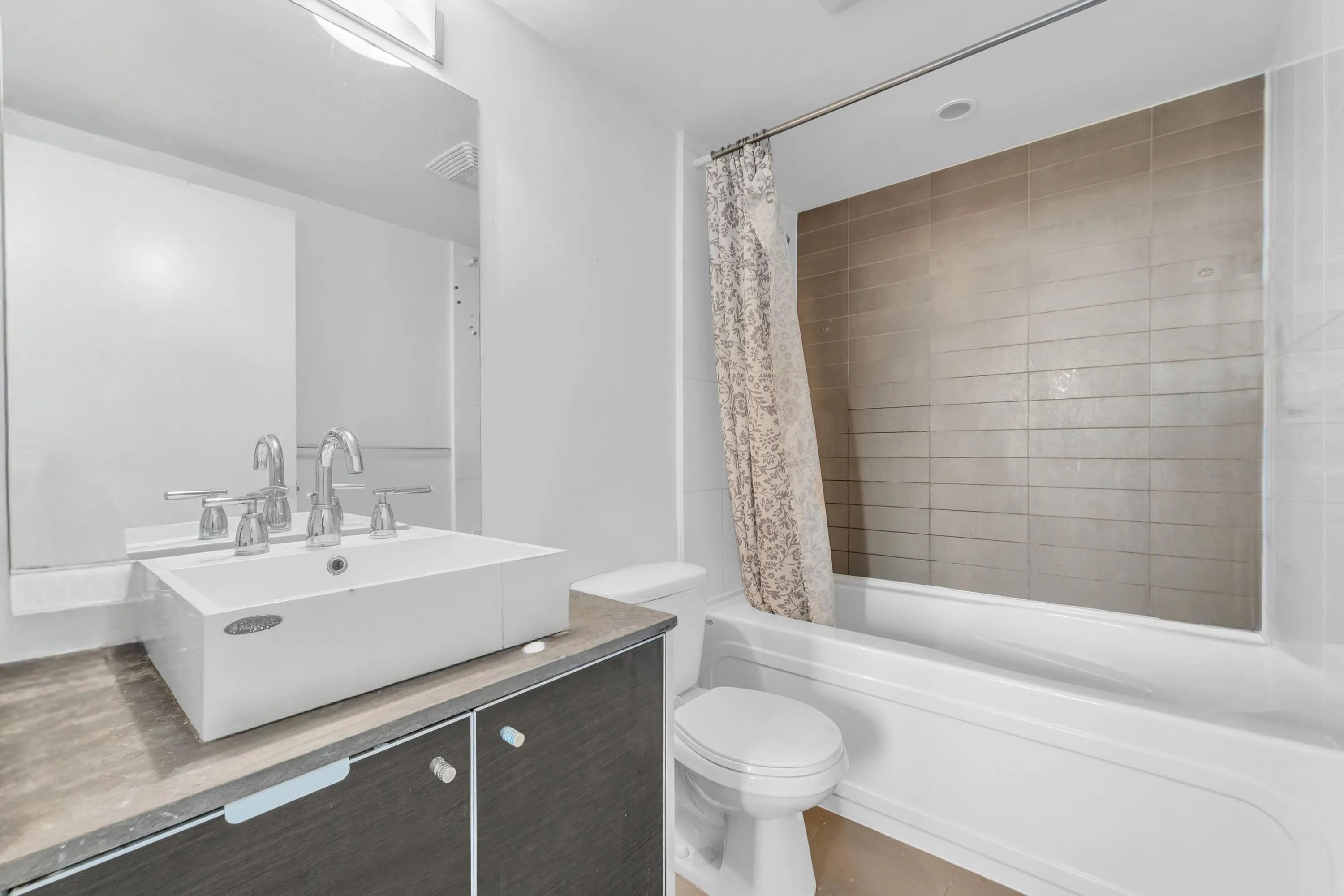9981 Whalley Boulevard #807