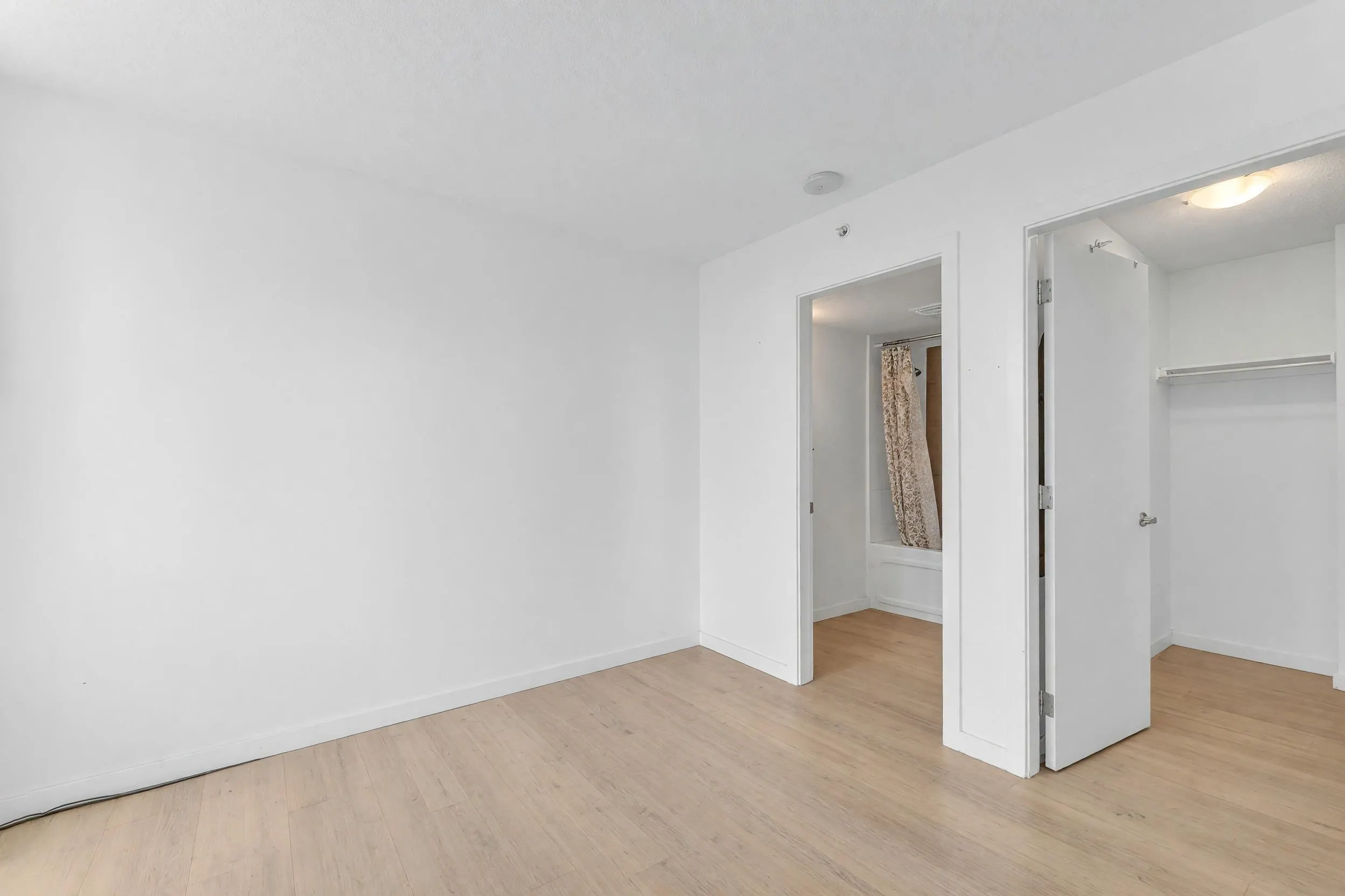 9981 Whalley Boulevard #807