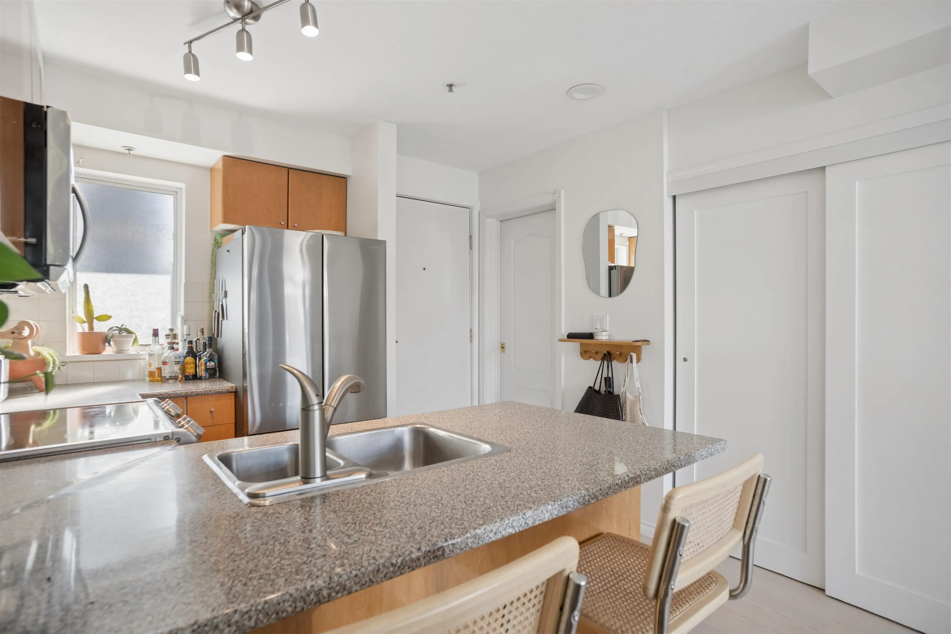 2190 W 5th Avenue #203