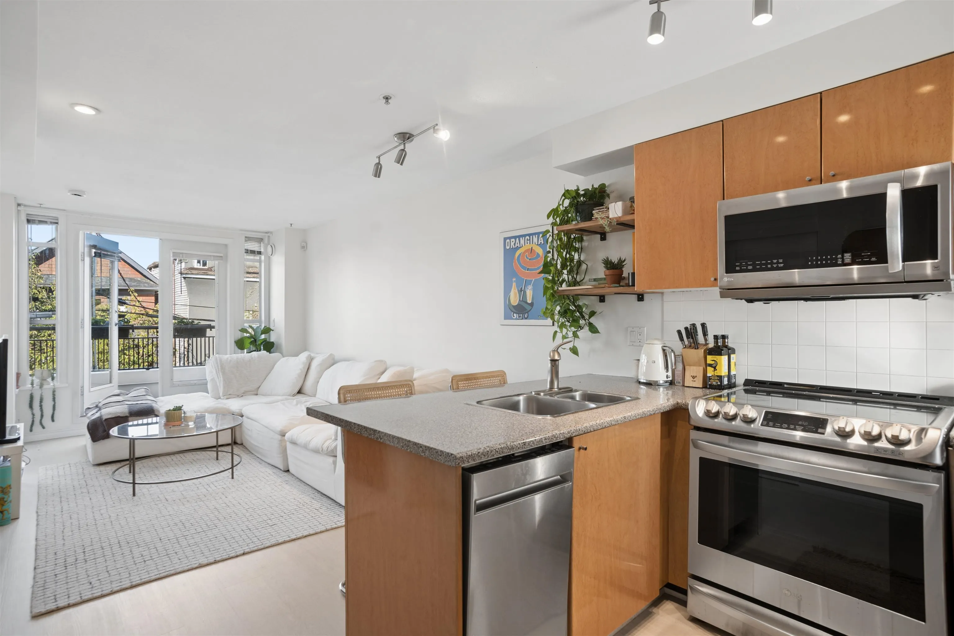 2190 W 5th Avenue #203