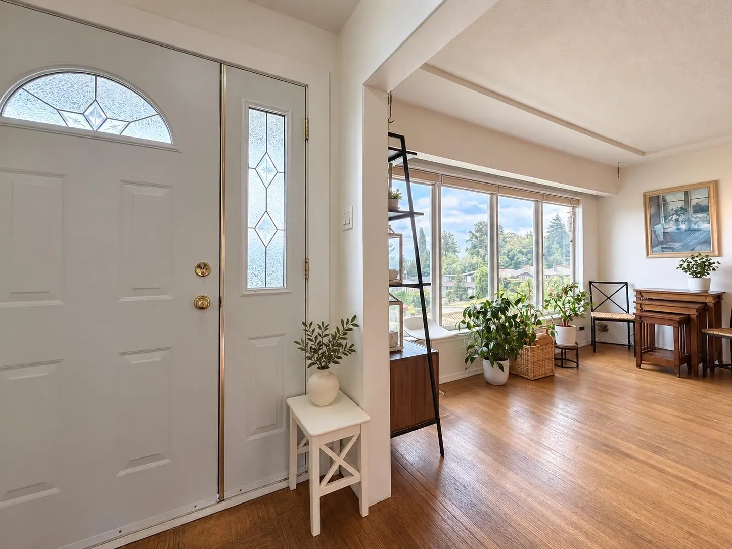 4238 Price Crescent