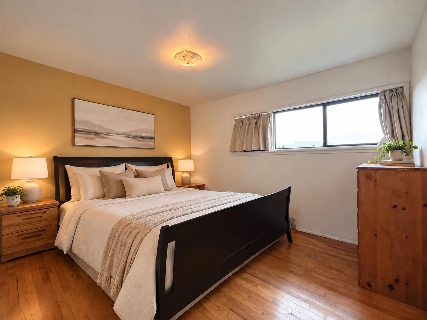 4238 Price Crescent