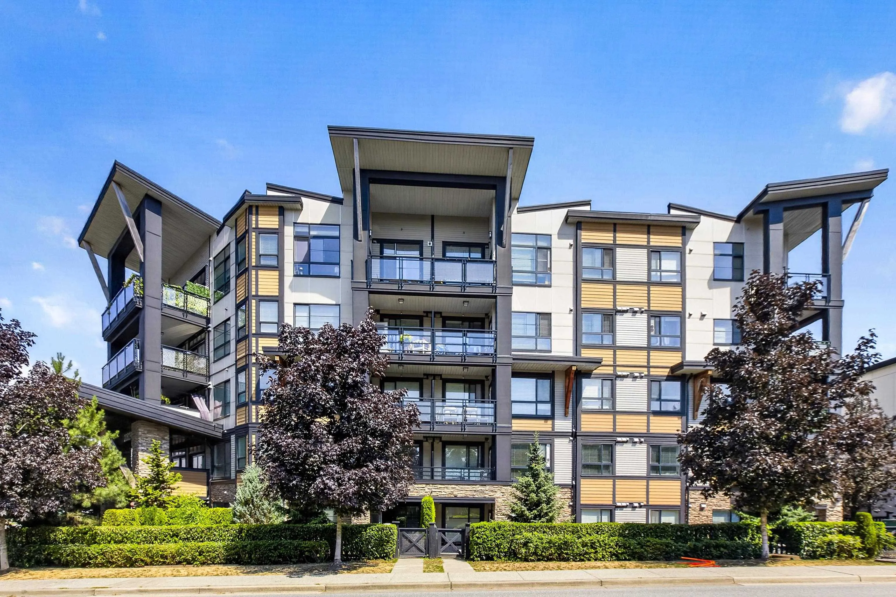 20829 77a Avenue #218