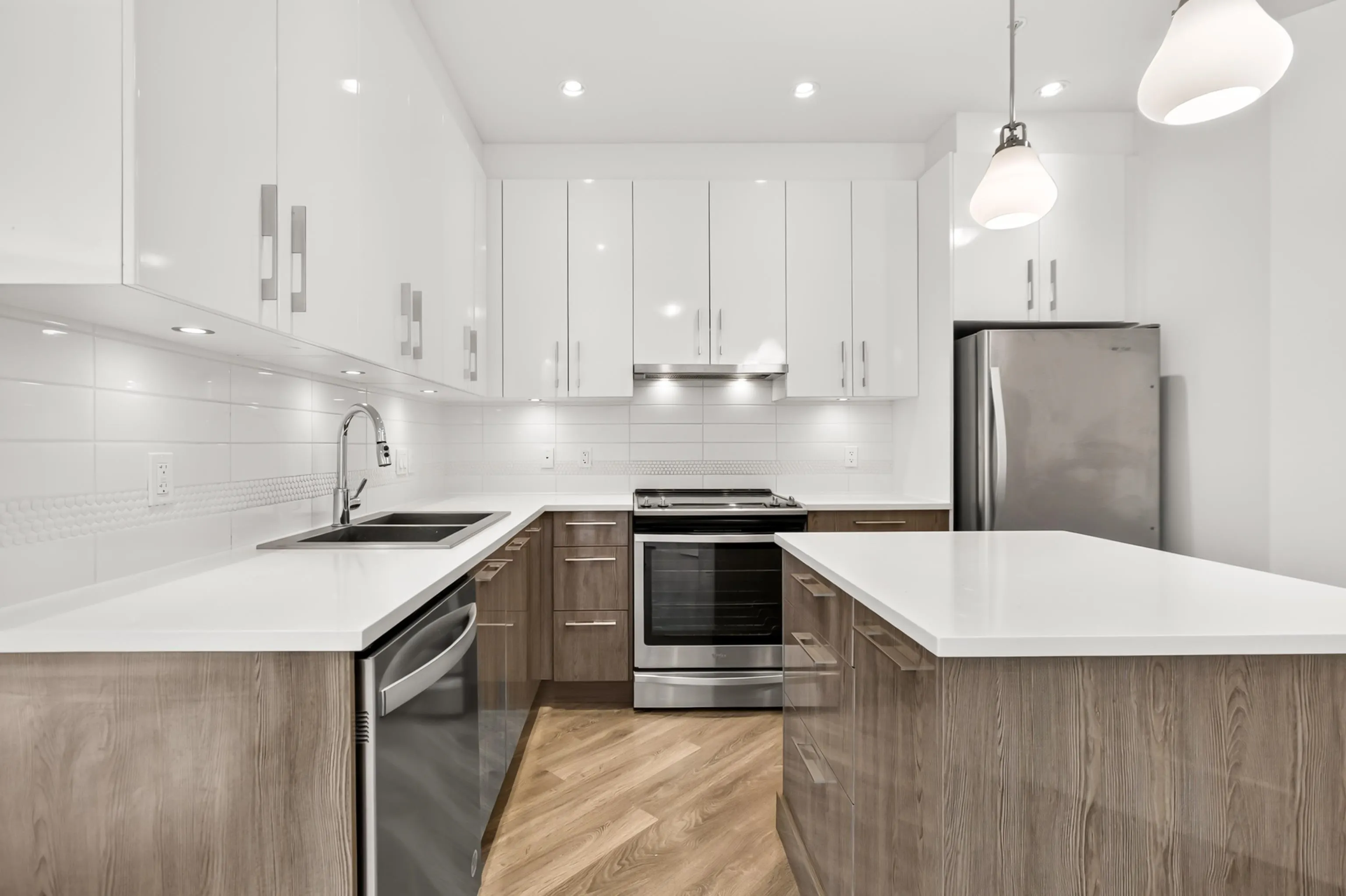 20829 77a Avenue #218