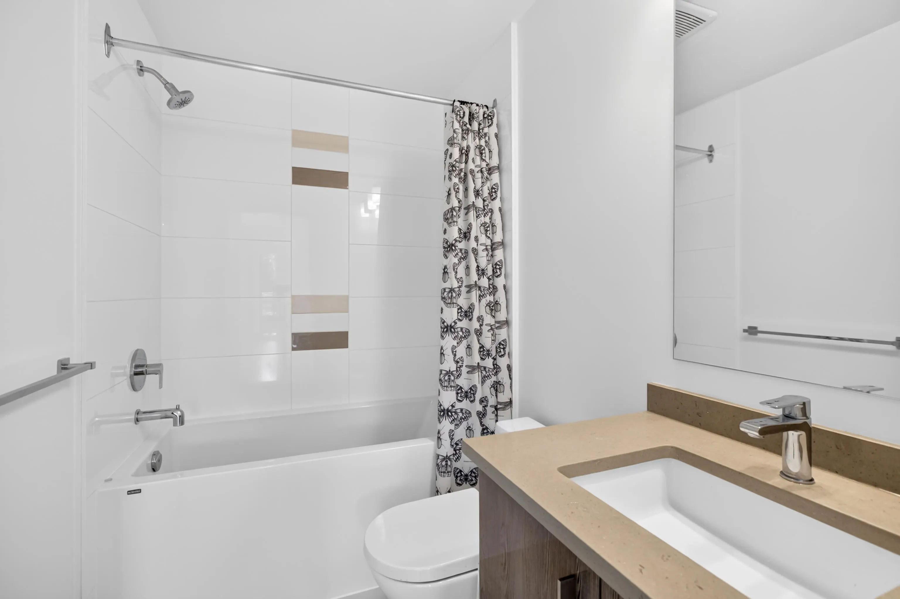 20829 77a Avenue #218