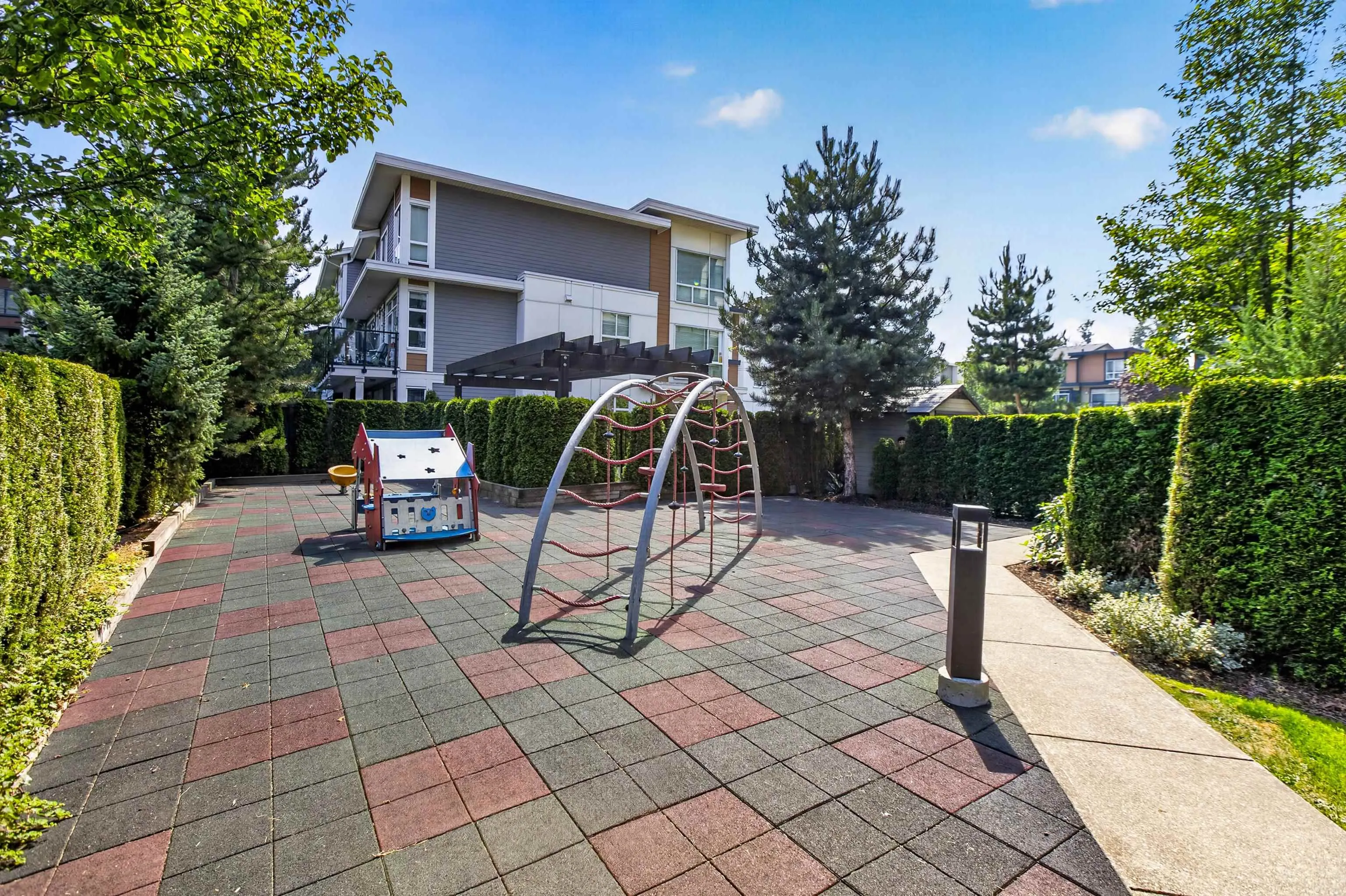 20829 77a Avenue #218