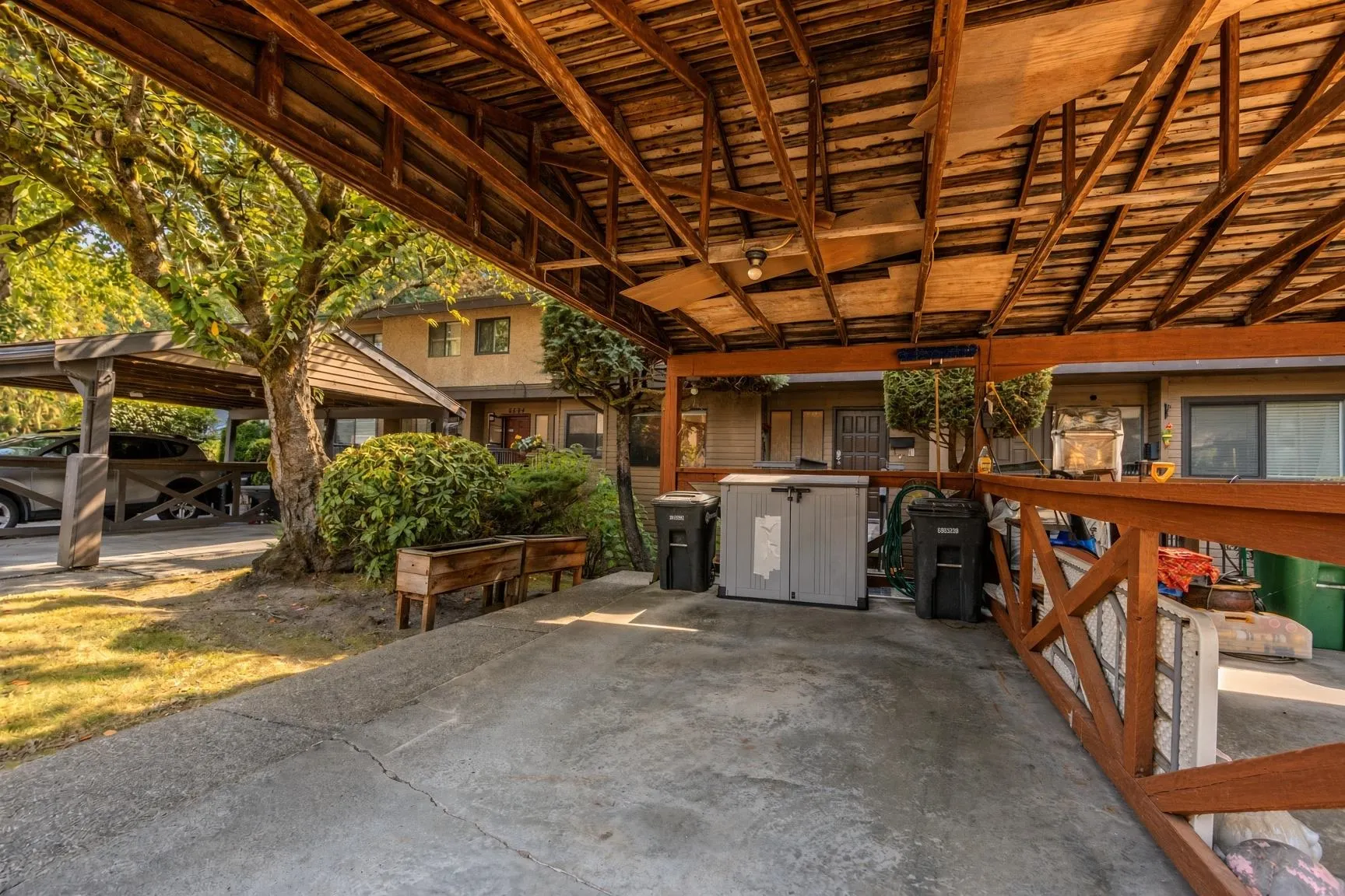 6890 Beechcliffe Drive