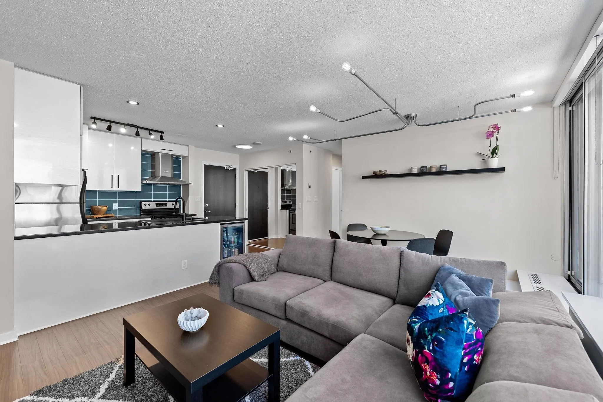 633 Abbott Street #306