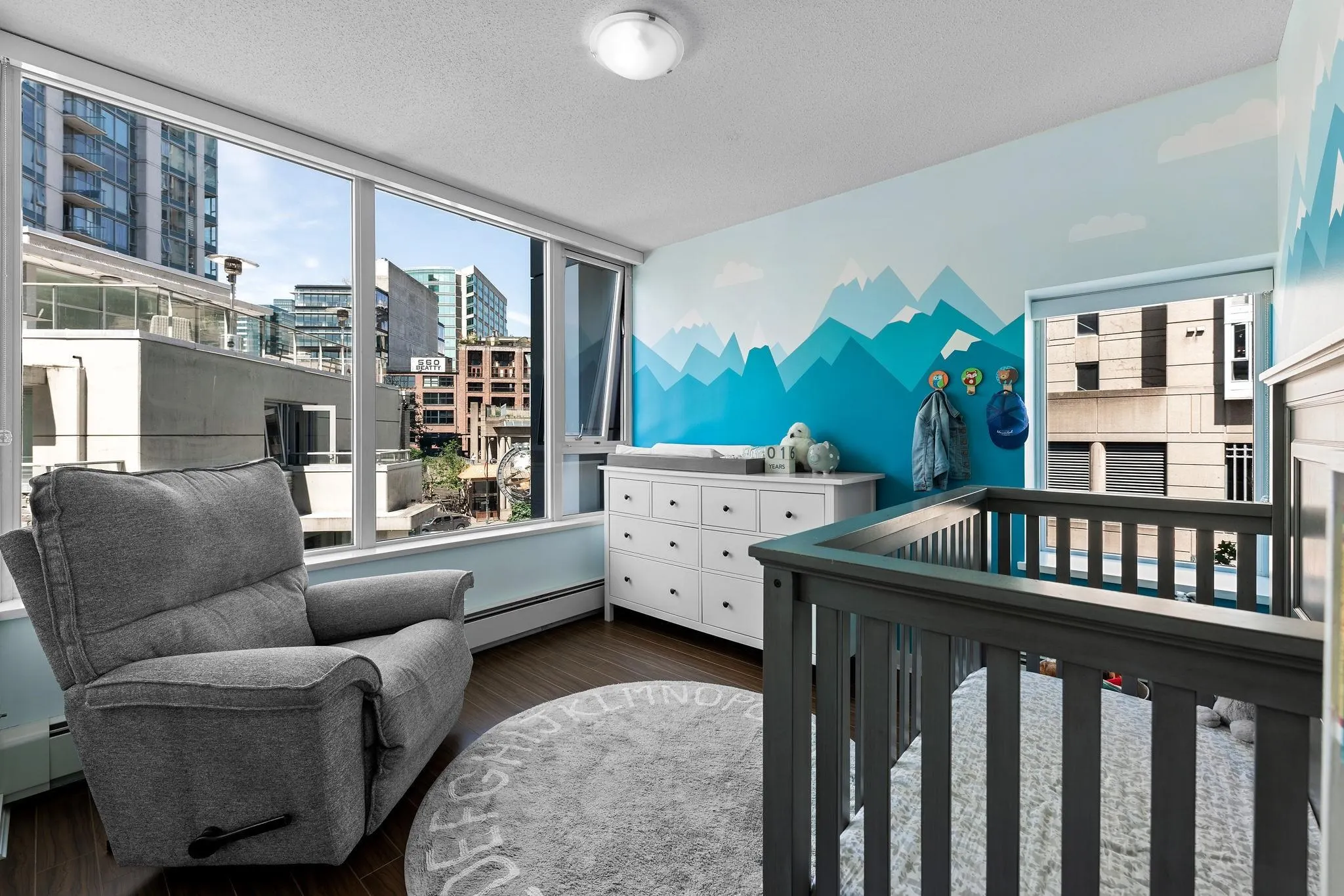 633 Abbott Street #306
