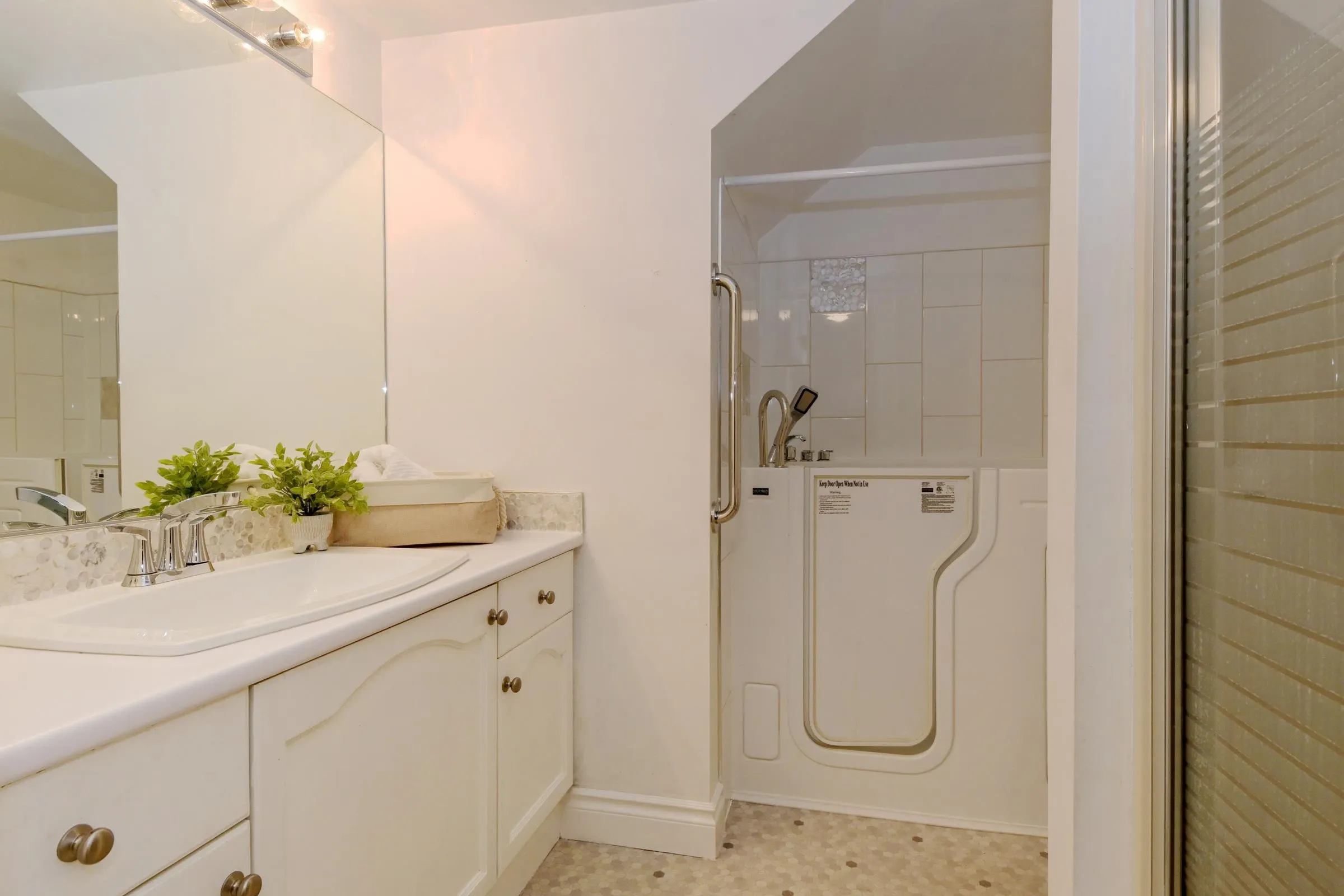 6140 192 Street #39