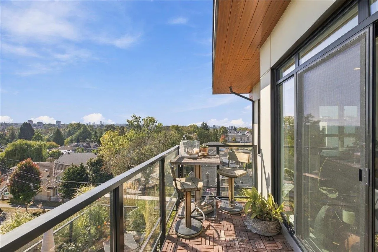 2550 Garden Drive #602