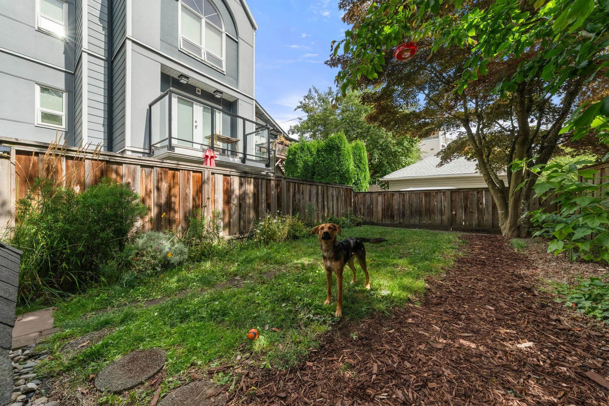 828 W 14th Avenue #104