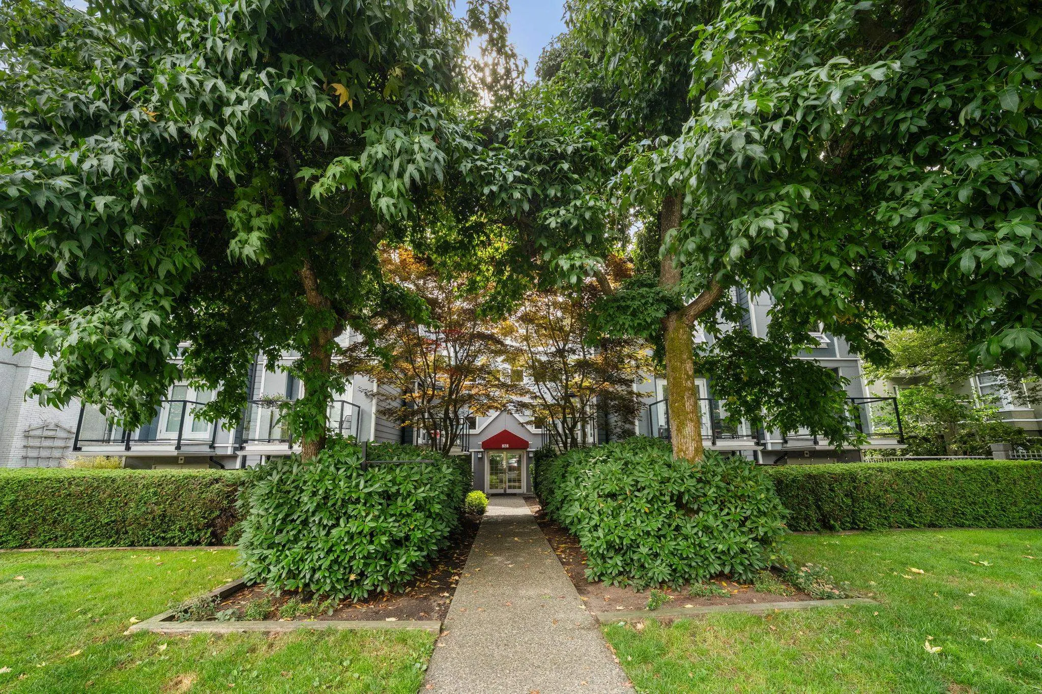 828 W 14th Avenue #104