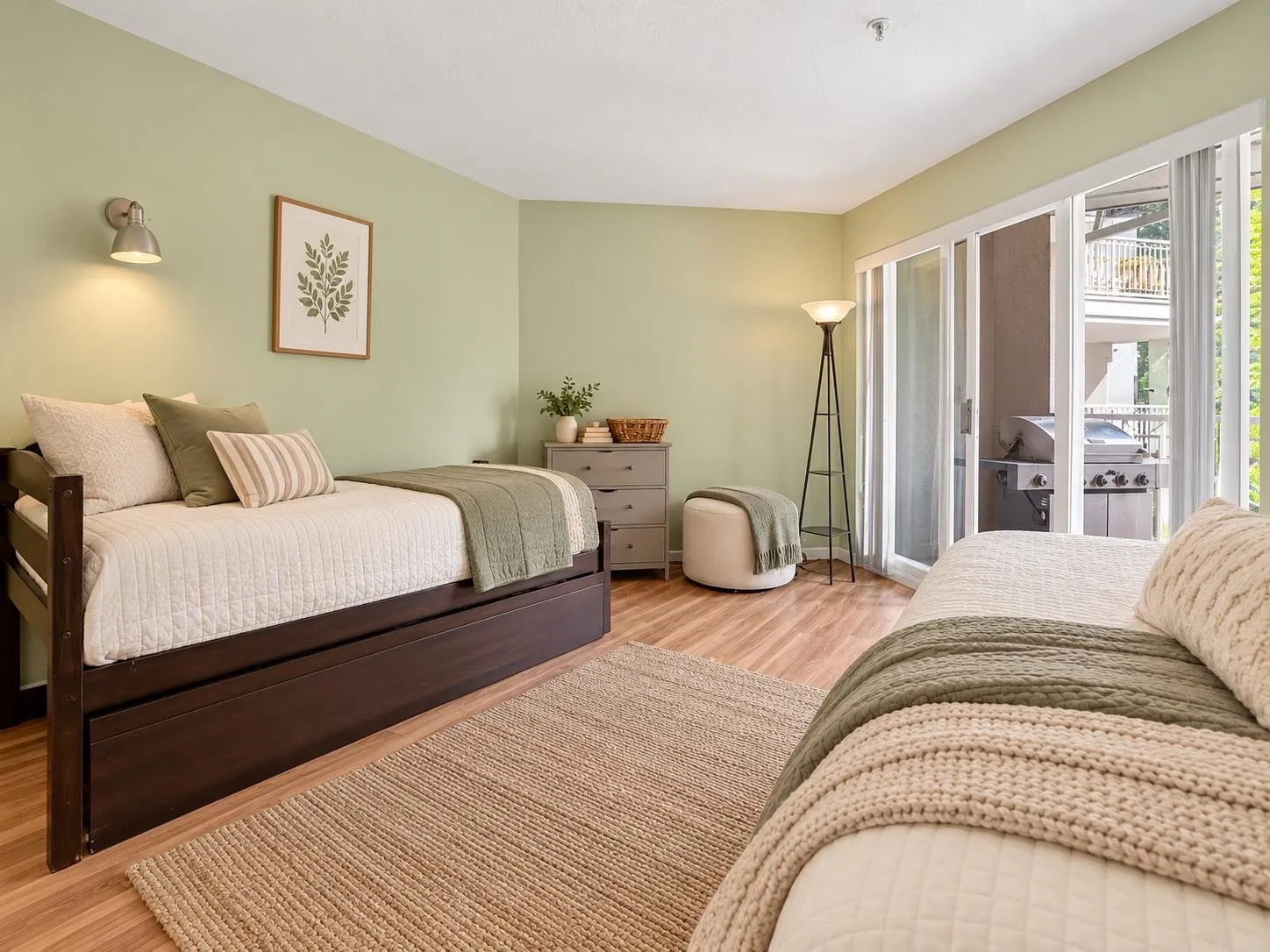 1128 Sixth Avenue #401