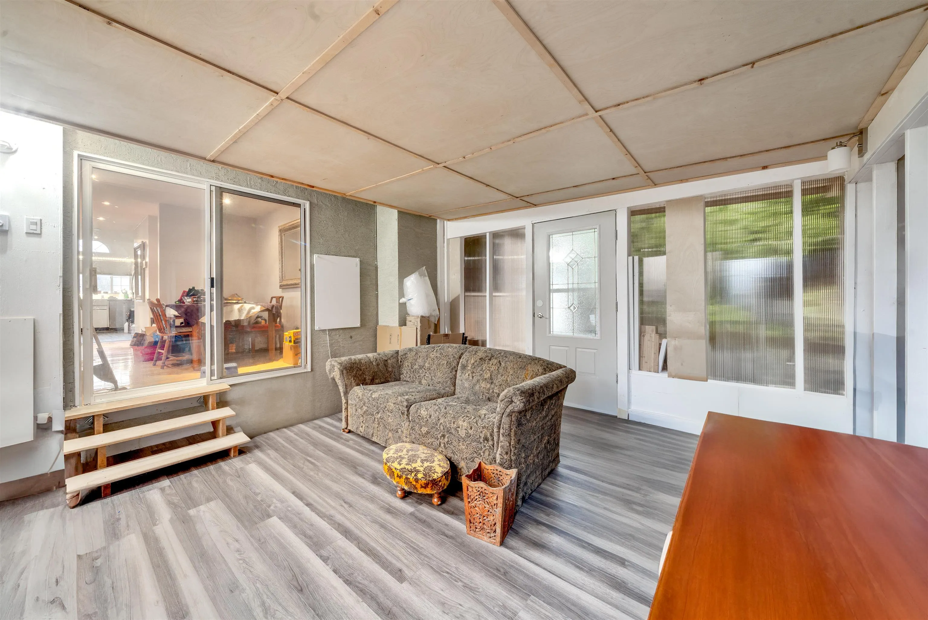 2595 Whatcom Place