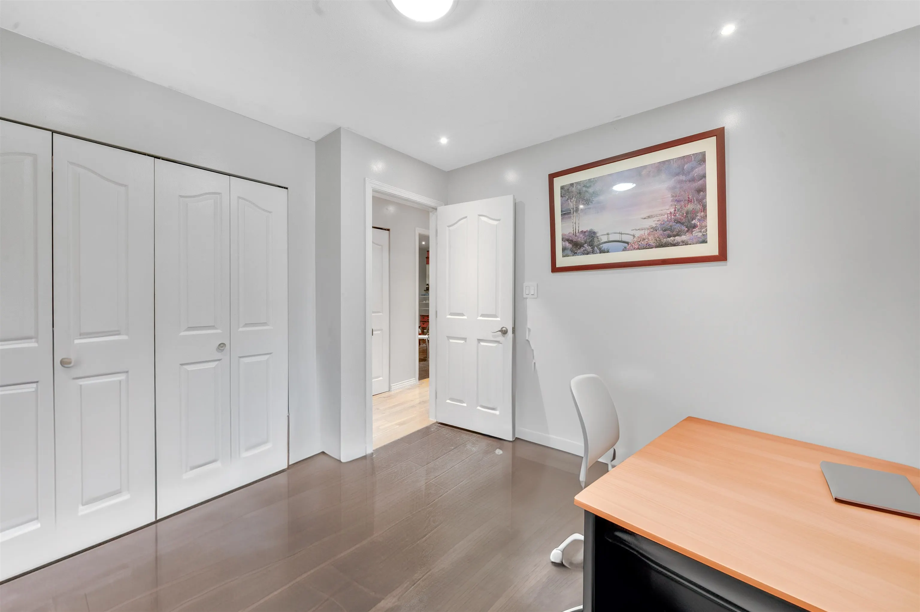 2595 Whatcom Place