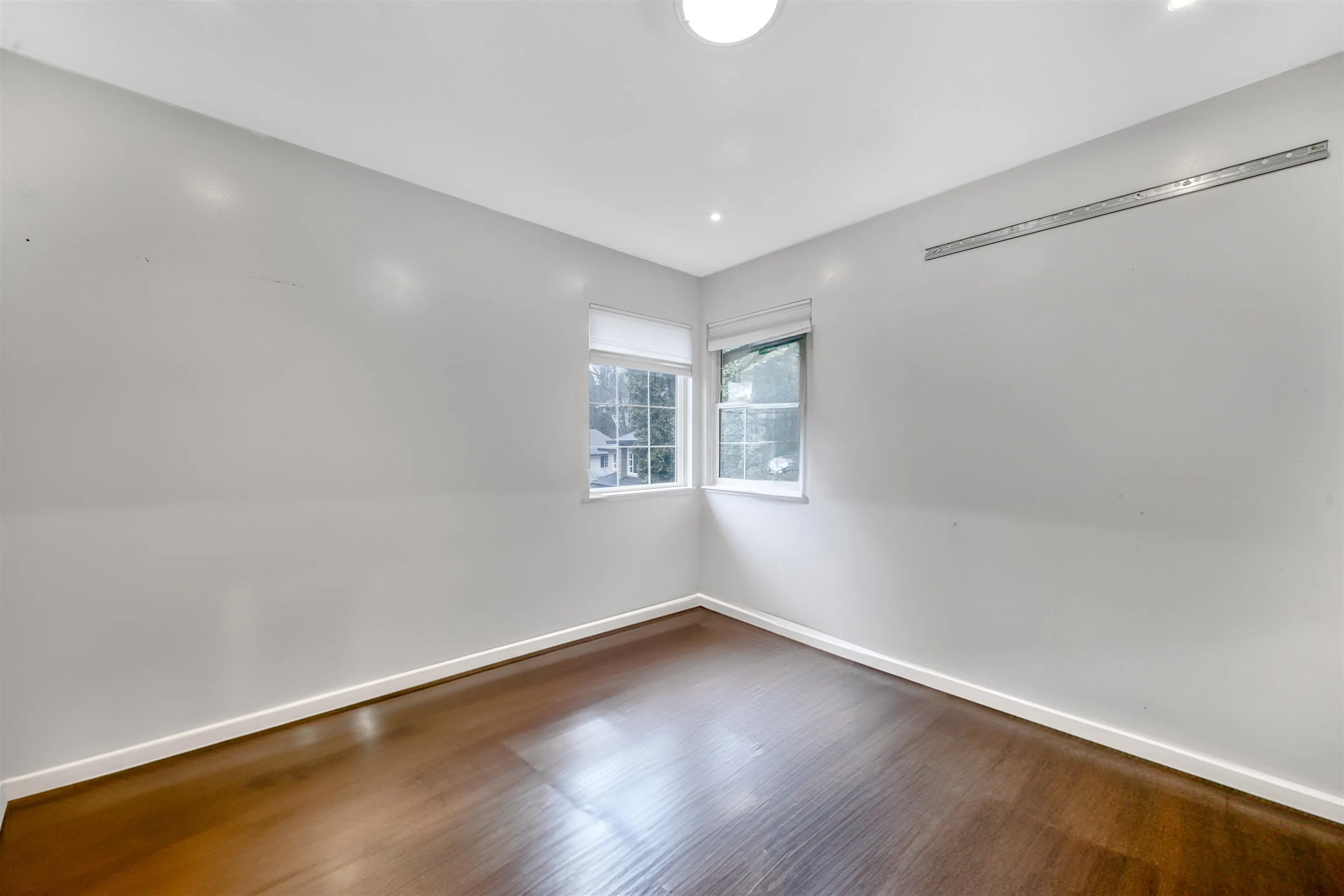 2595 Whatcom Place
