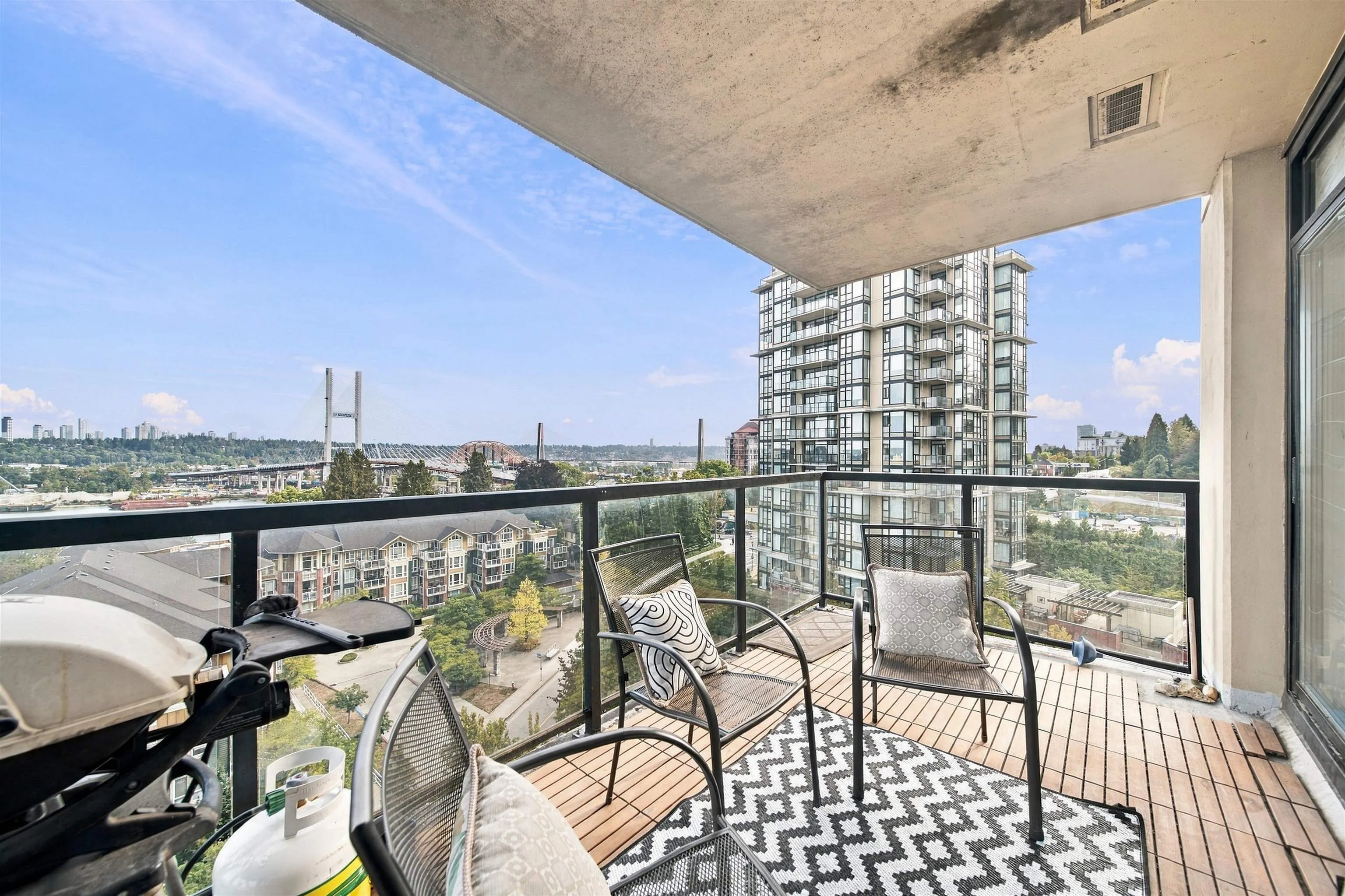 15 E Royal Avenue #903