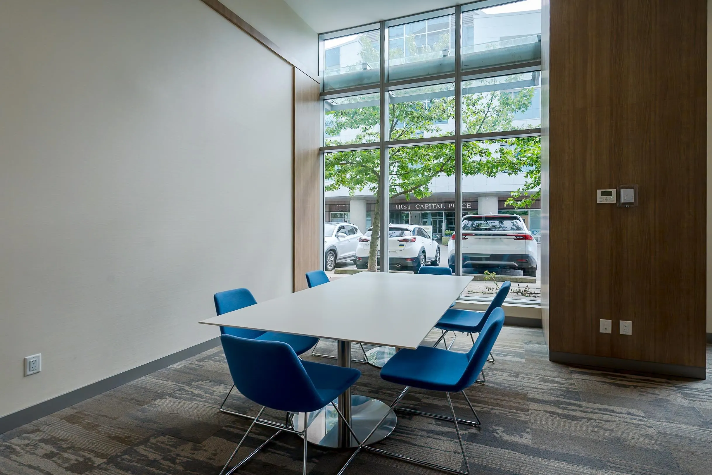 988 Quayside Drive #1811