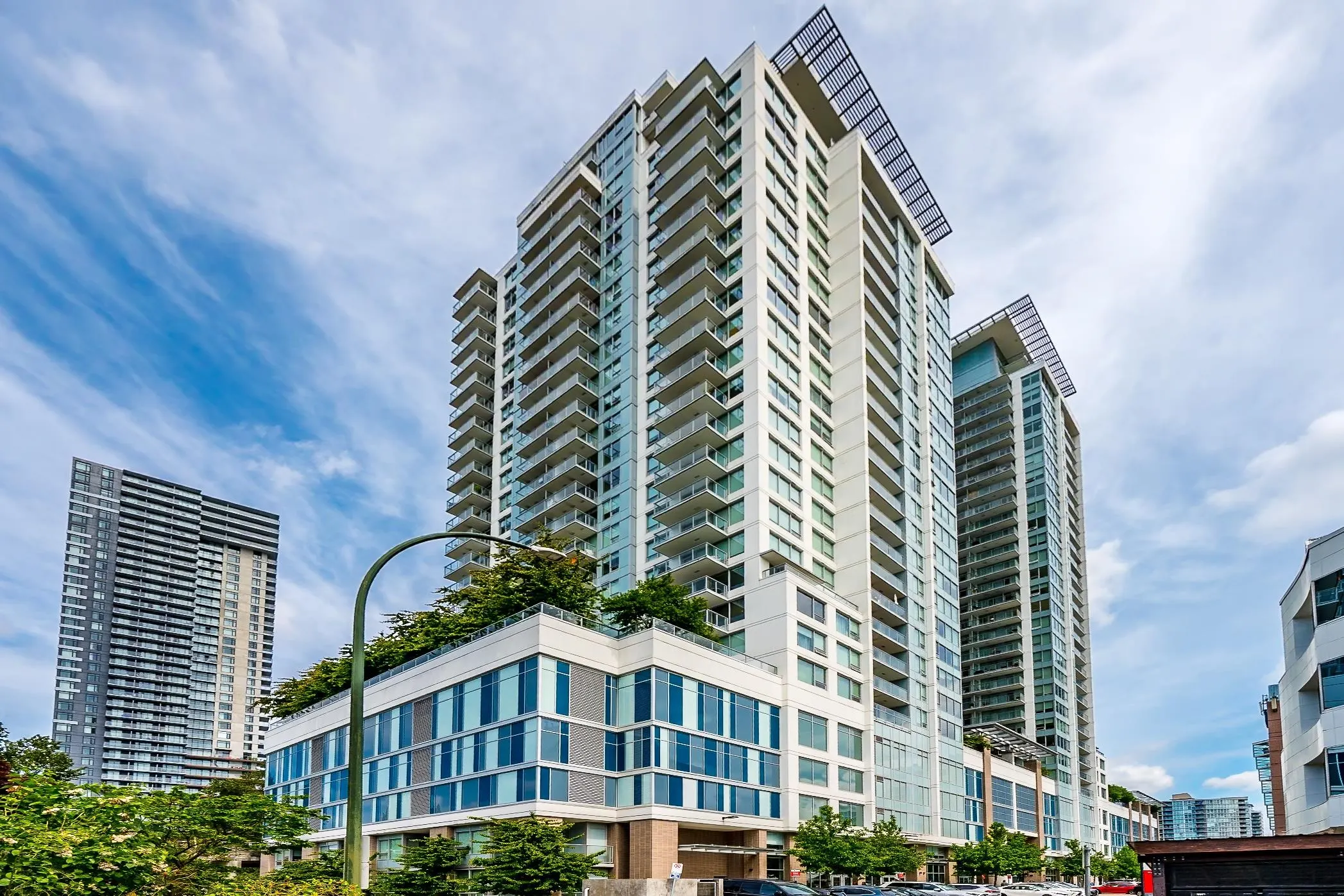 988 Quayside Drive #1811