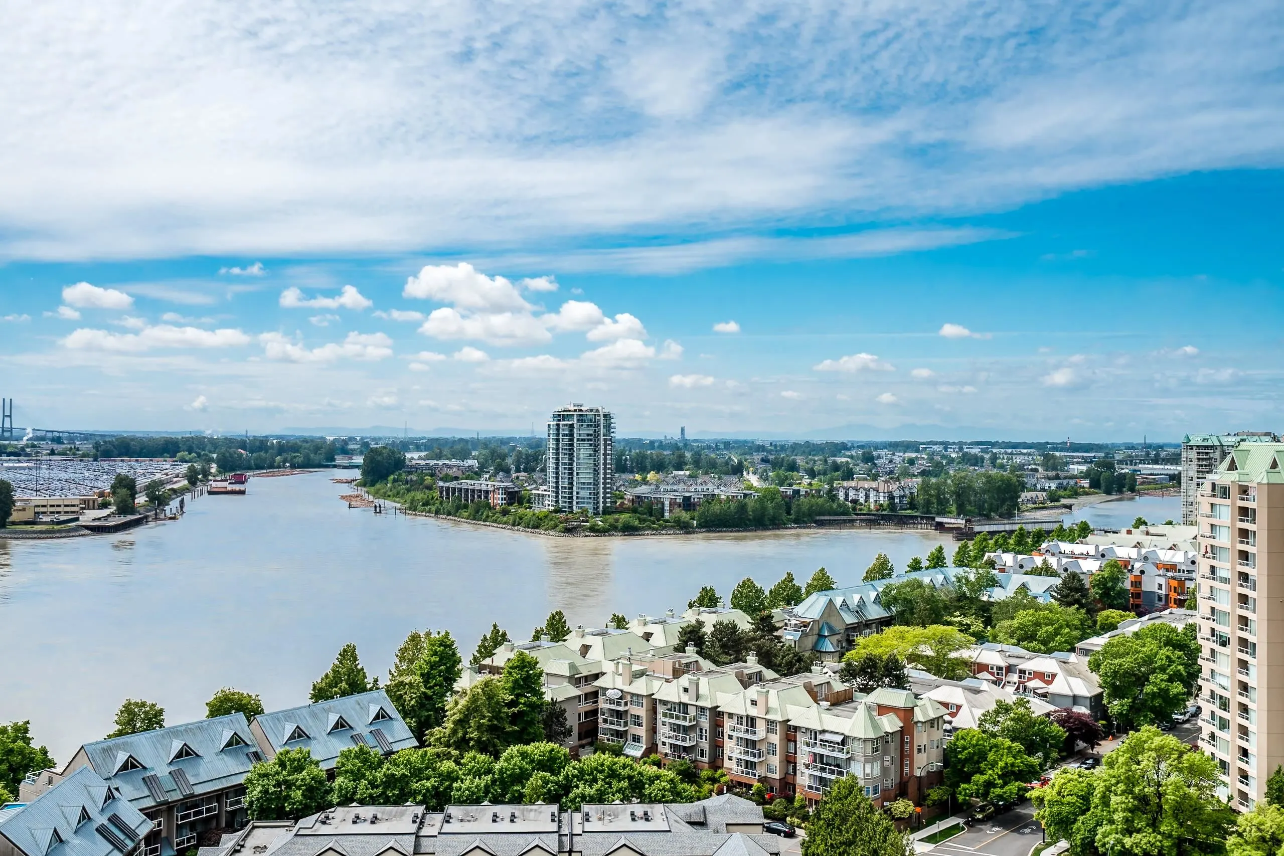 988 Quayside Drive #1811
