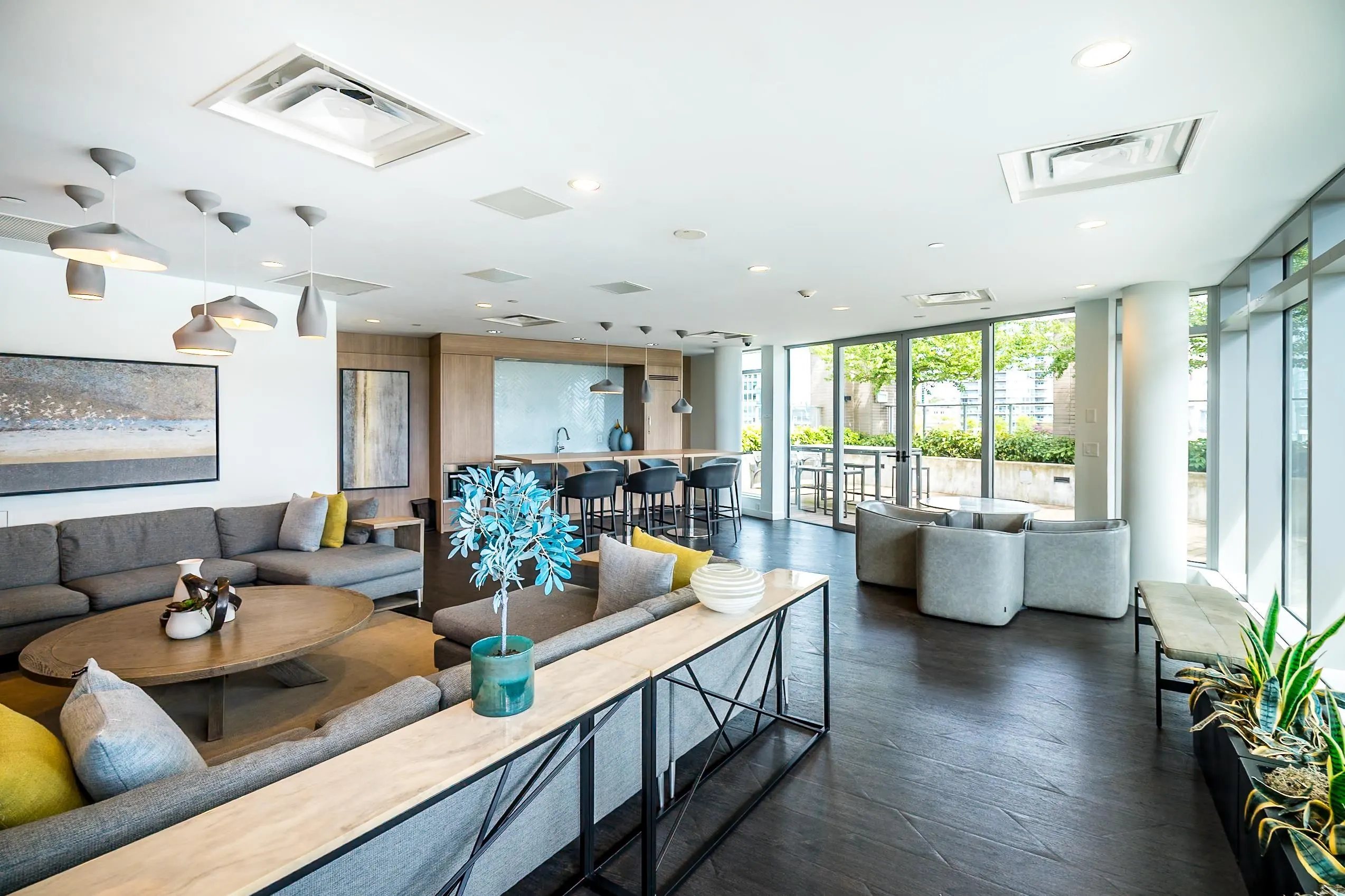 988 Quayside Drive #1811