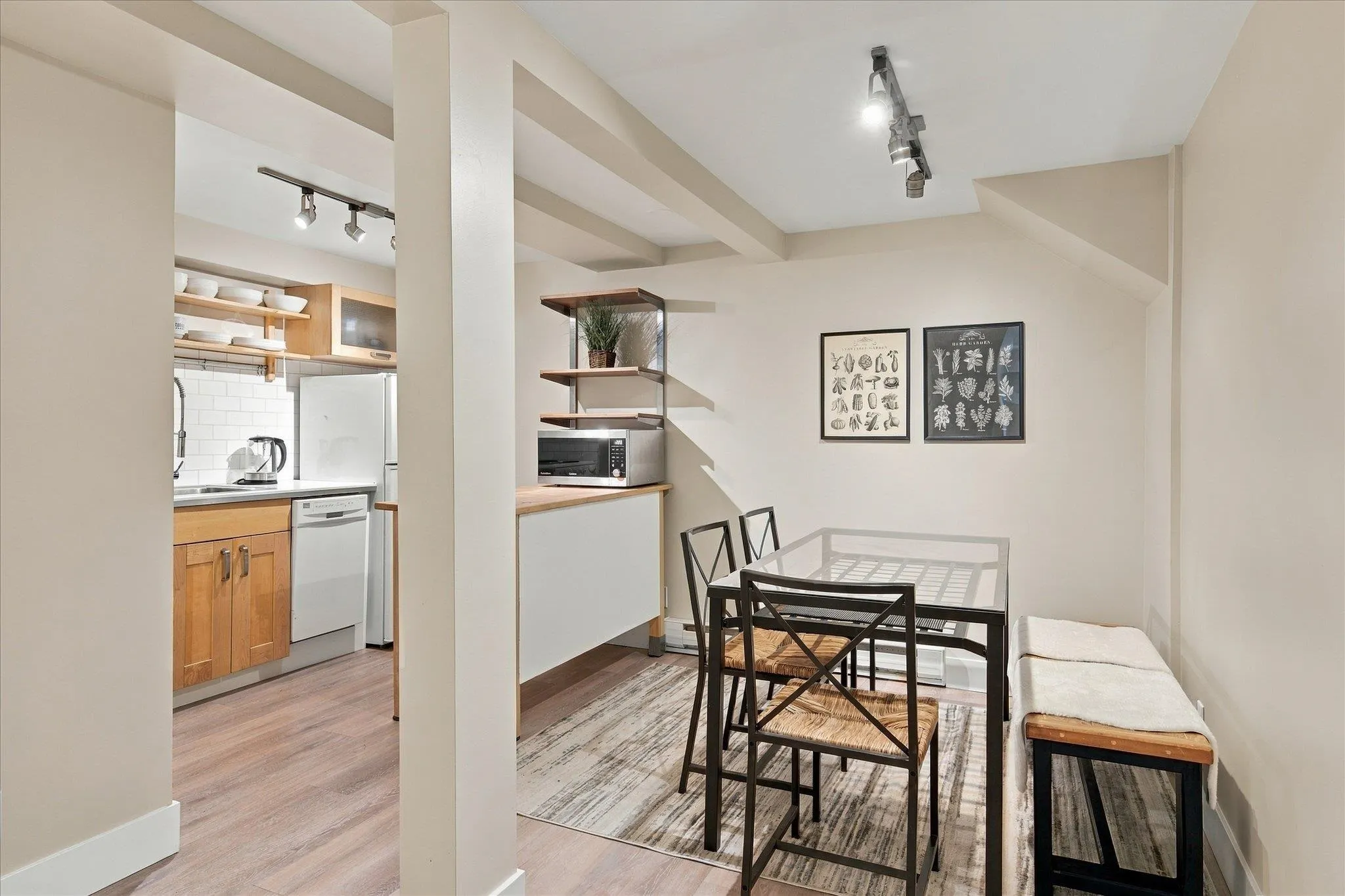 9226 Emerald Drive