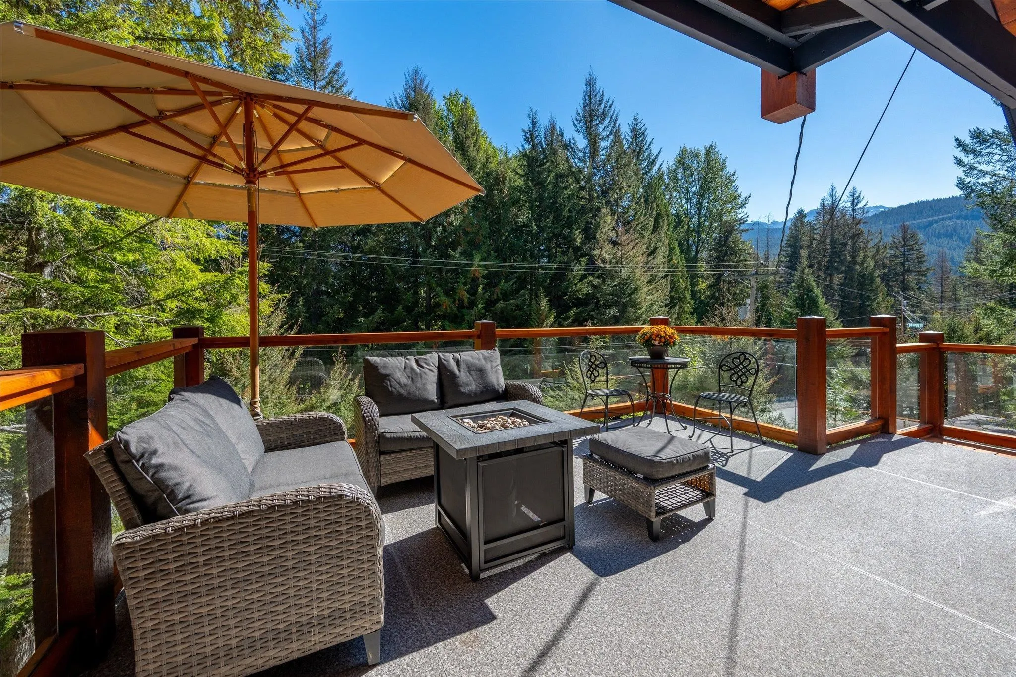 9226 Emerald Drive
