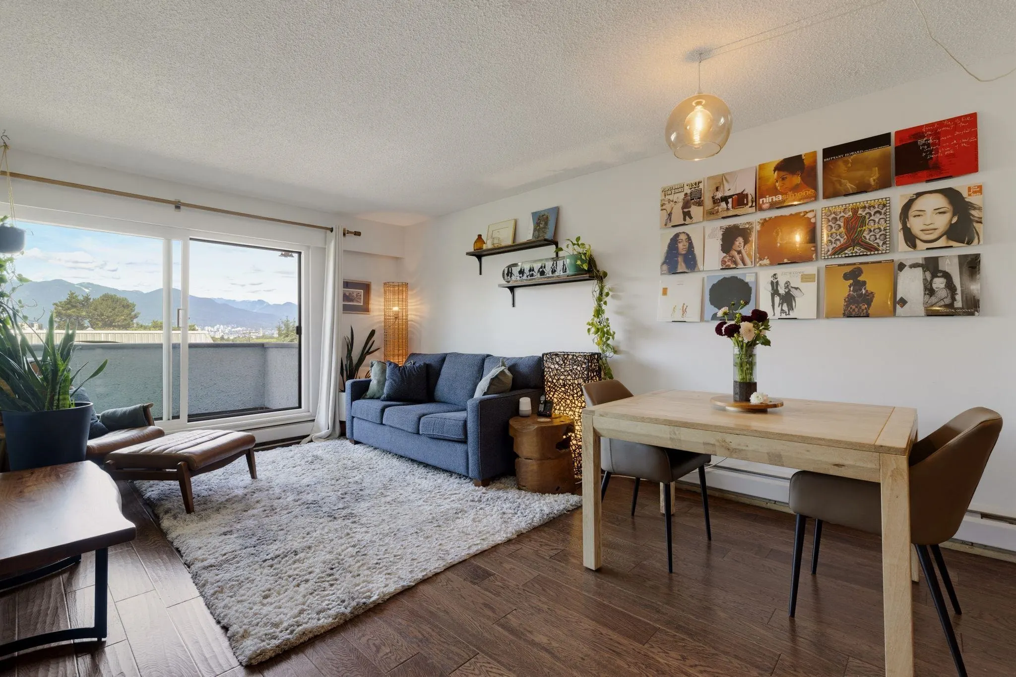 391 E 7th Avenue #302