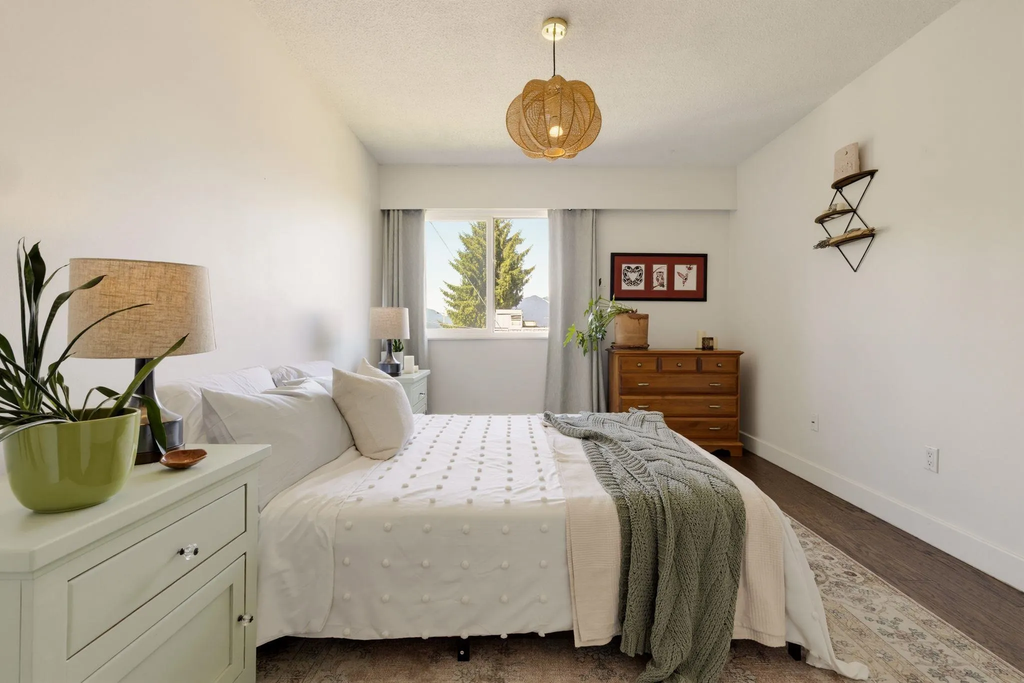 391 E 7th Avenue #302