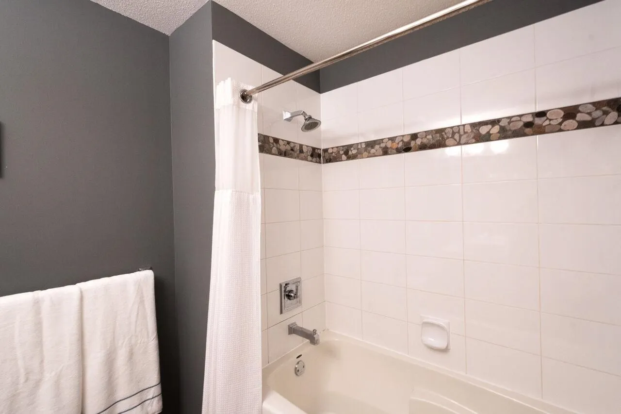 2200 Panorama Drive #108