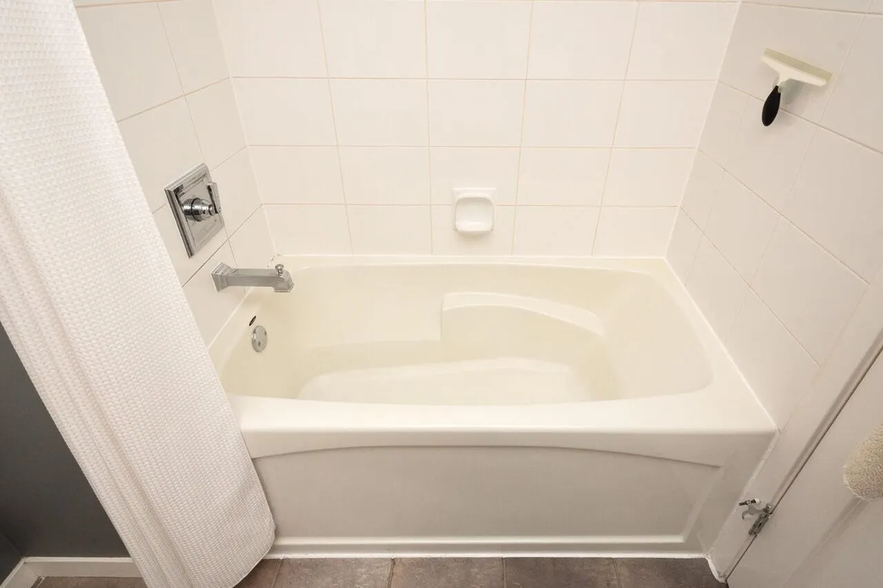 2200 Panorama Drive #108