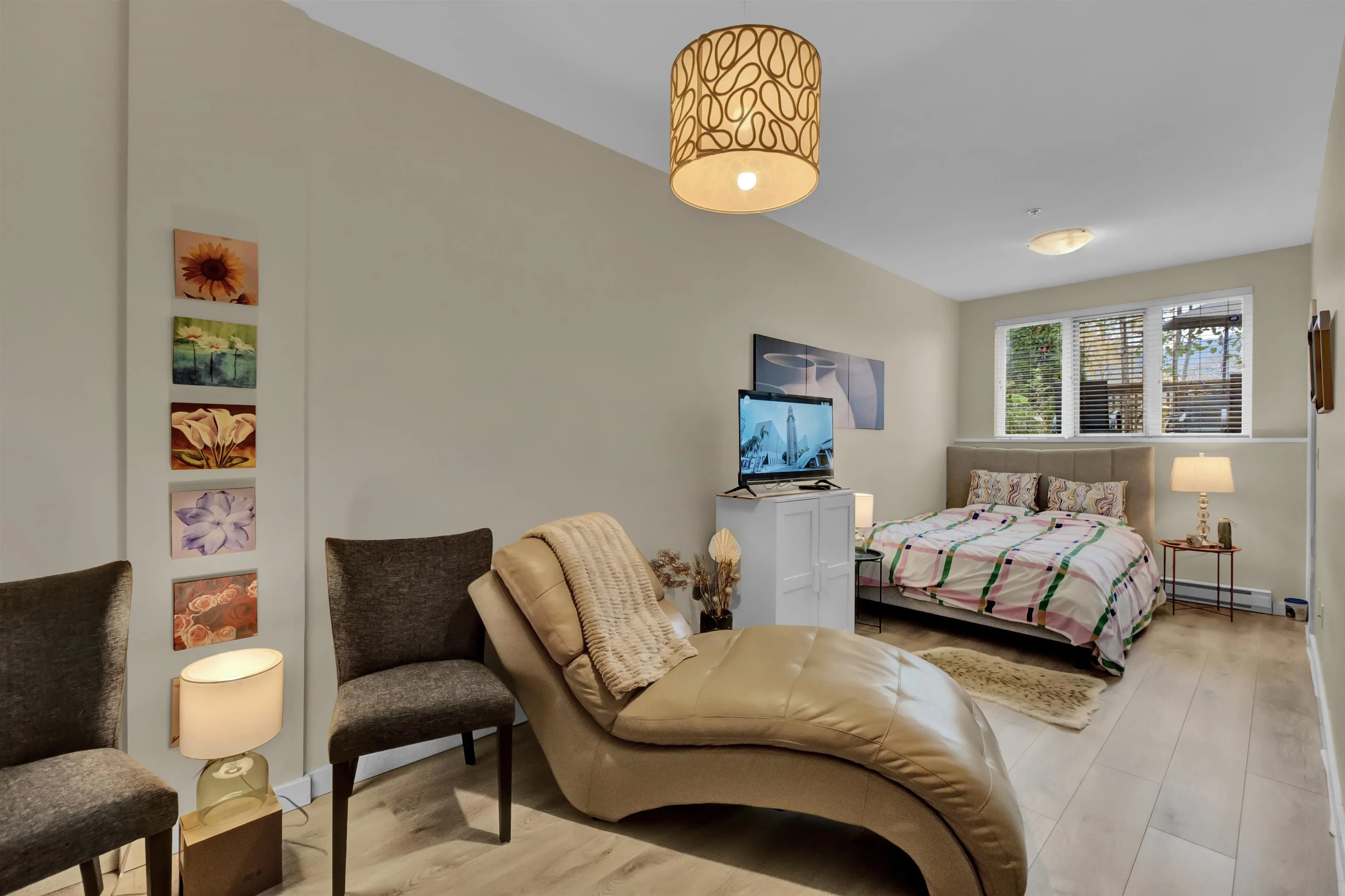 160 Shoreline Circle #111